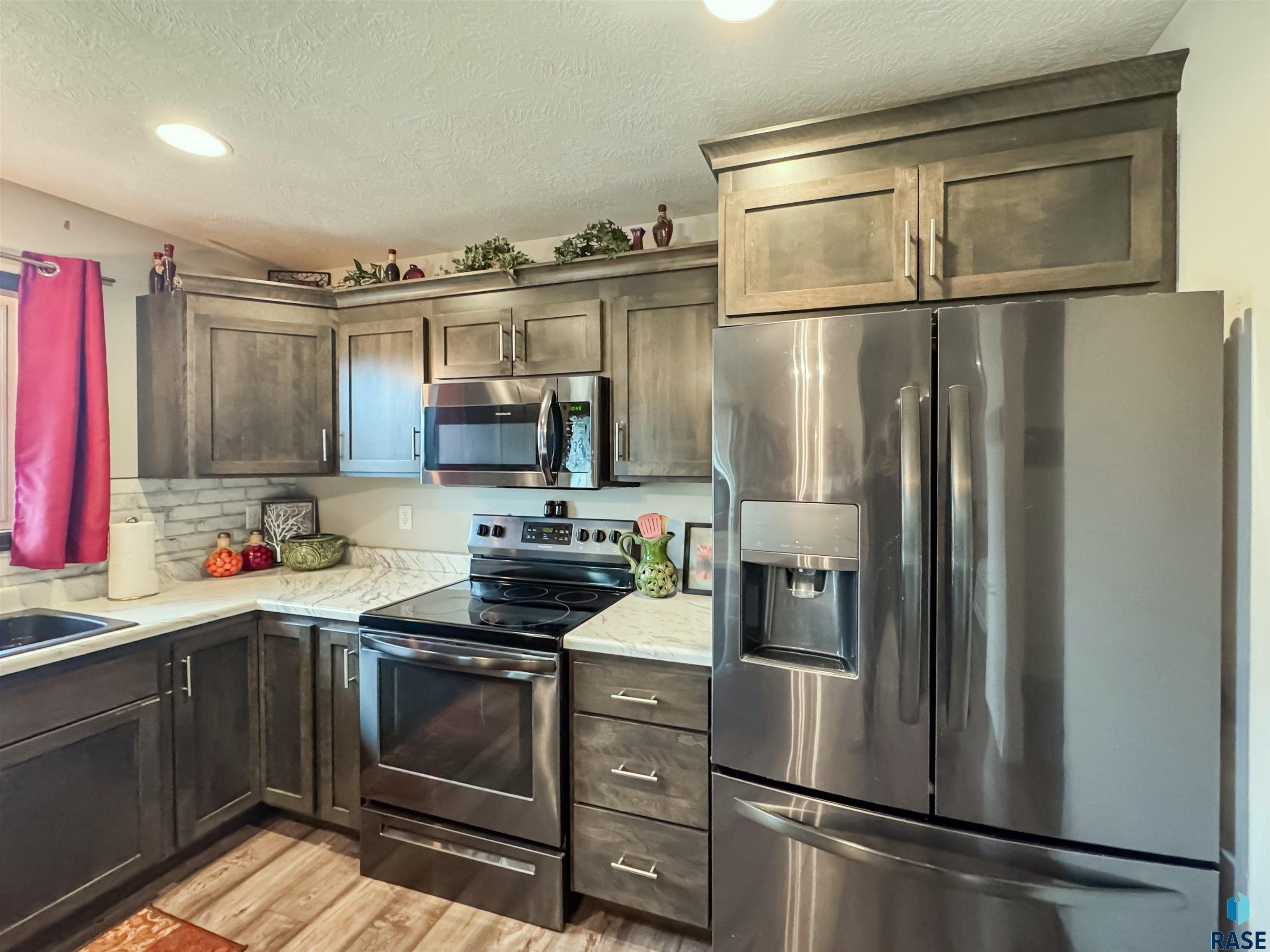 712 Trojan Ave Avenue, Hartford, South Dakota image 9