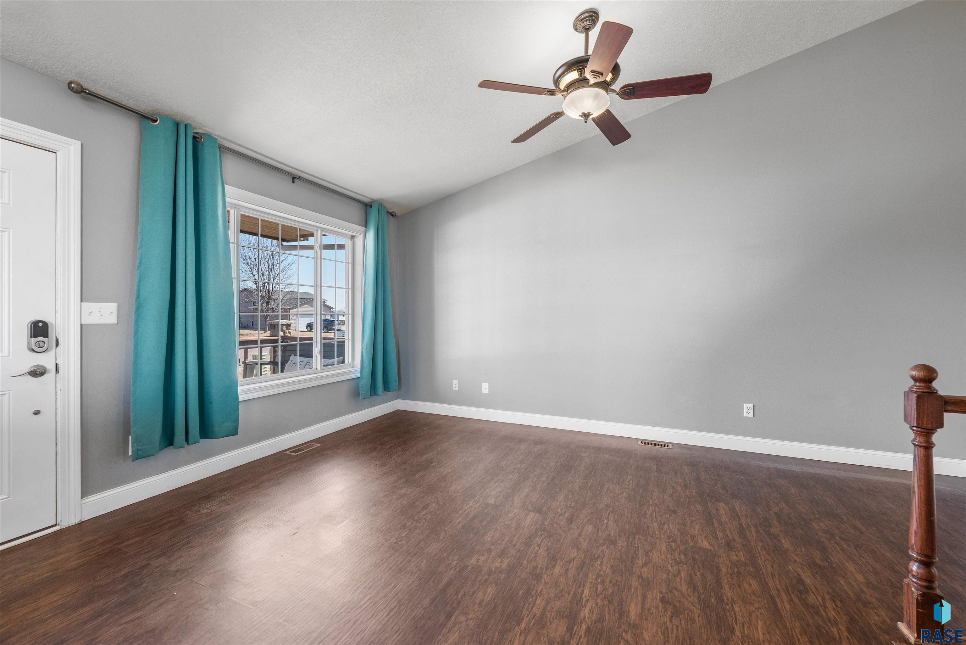 409 Almond Ave Avenue, Harrisburg, South Dakota image 7