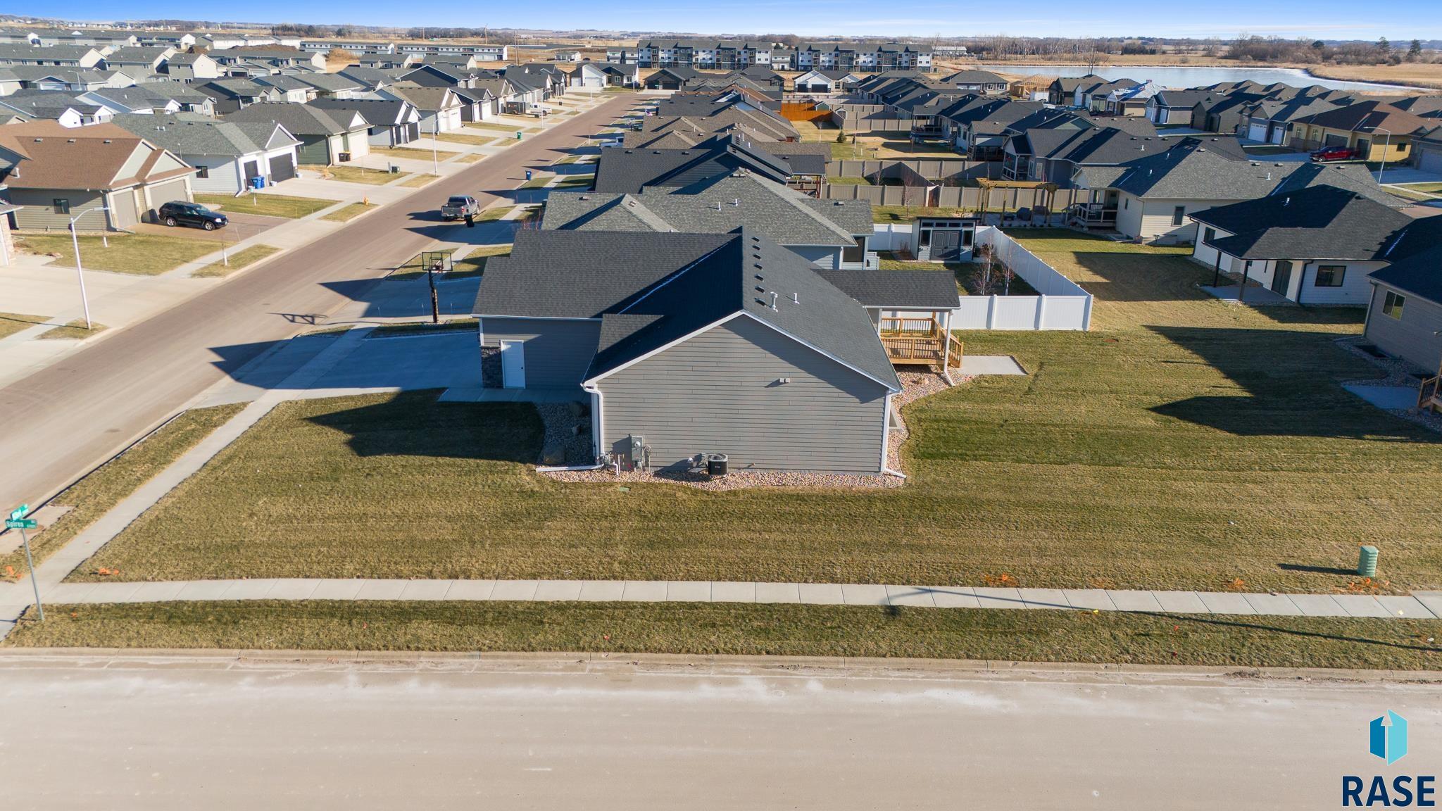 Sioux Falls, South Dakota 57108, United States, 3 Bedrooms Bedrooms, ,3 BathroomsBathrooms,Residential,Active,156532