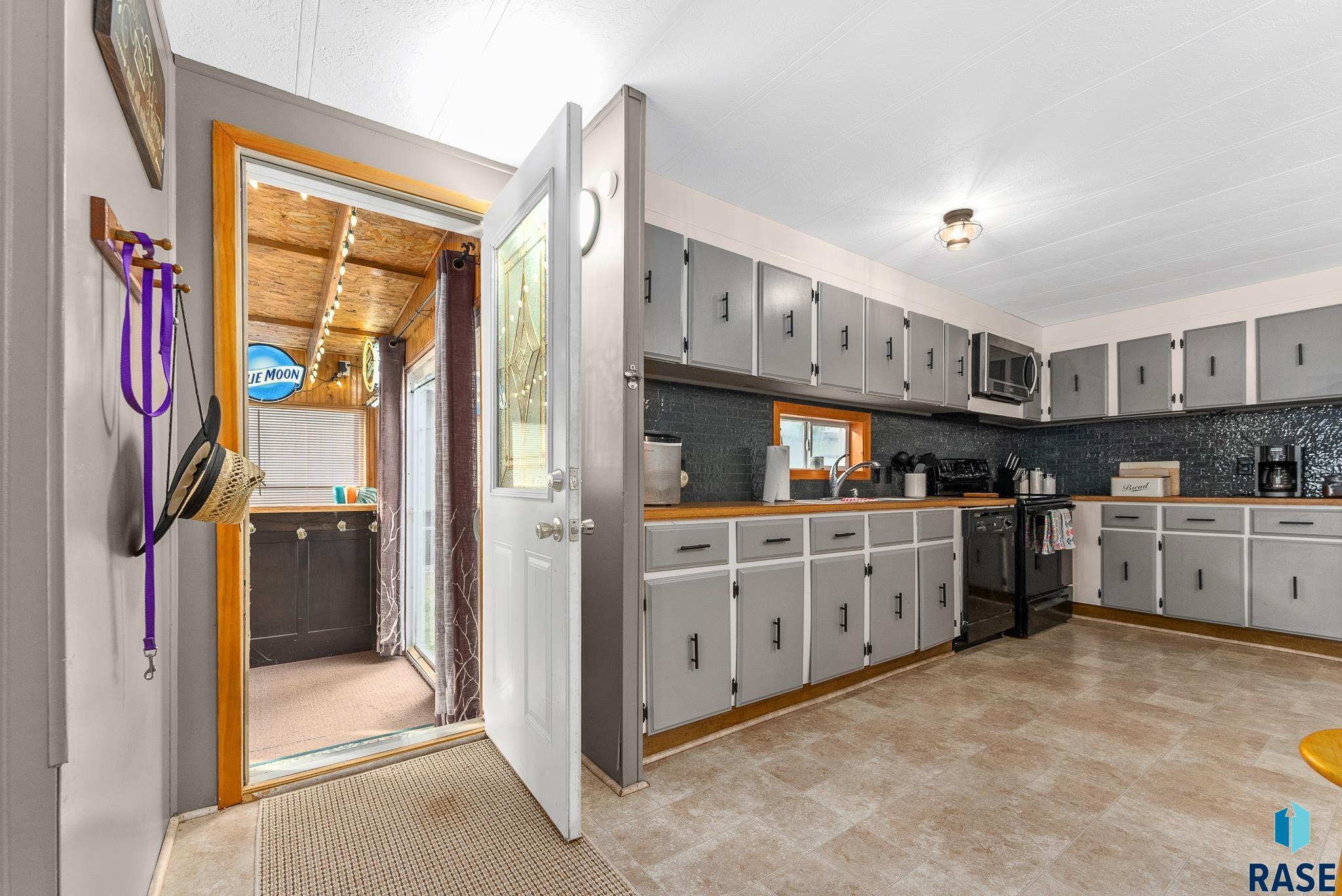 6519 Hares Dr Drive, Wentworth, South Dakota image 22