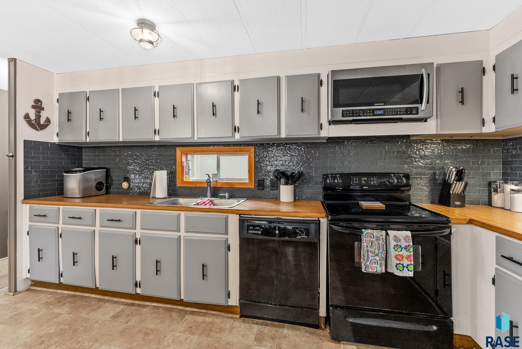 6519 Hares Dr Drive, Wentworth, South Dakota image 11