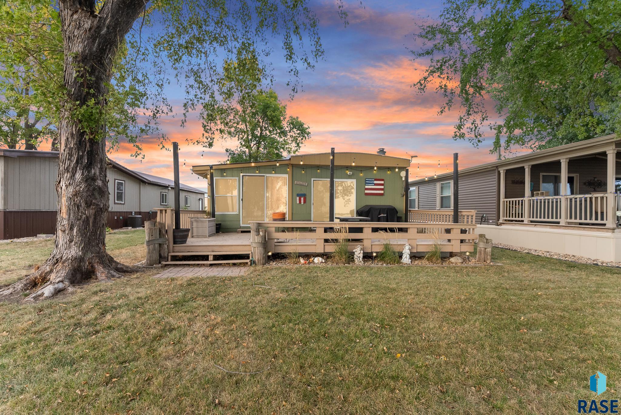 6519 Hares Dr Drive, Wentworth, South Dakota image 1