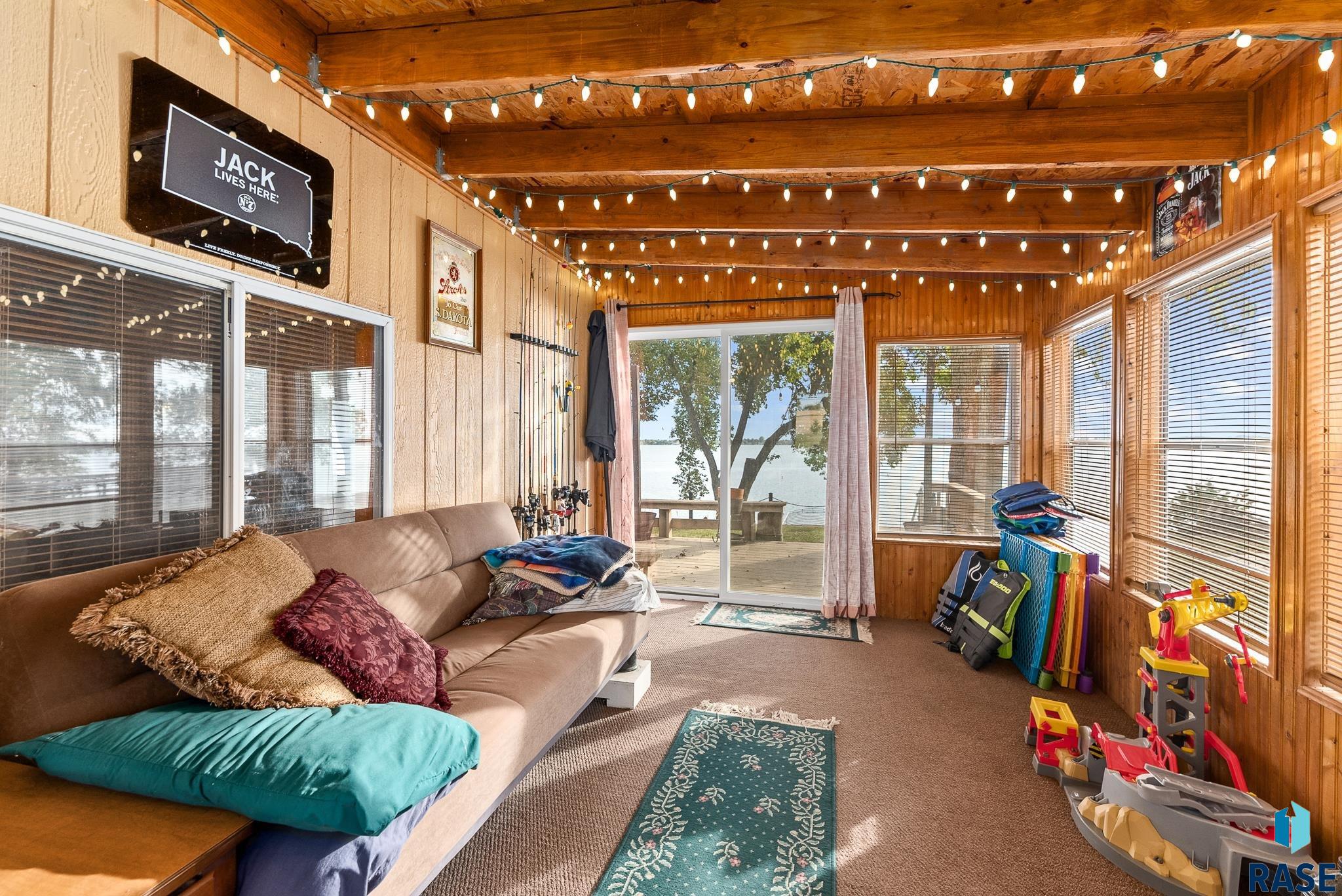 6519 Hares Dr Drive, Wentworth, South Dakota image 39