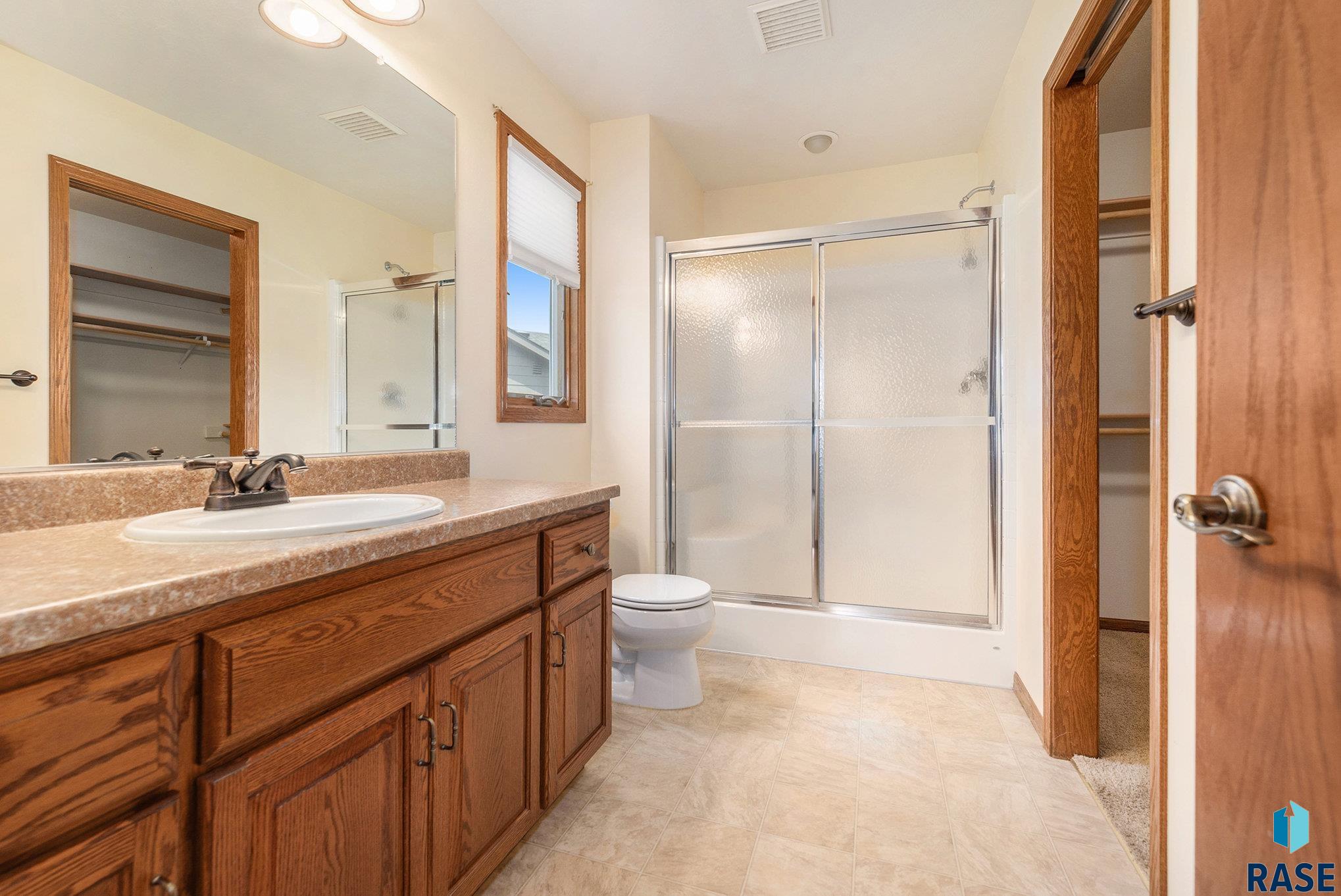 2013 S Wheatland Ct Court, Sioux Falls, South Dakota image 10