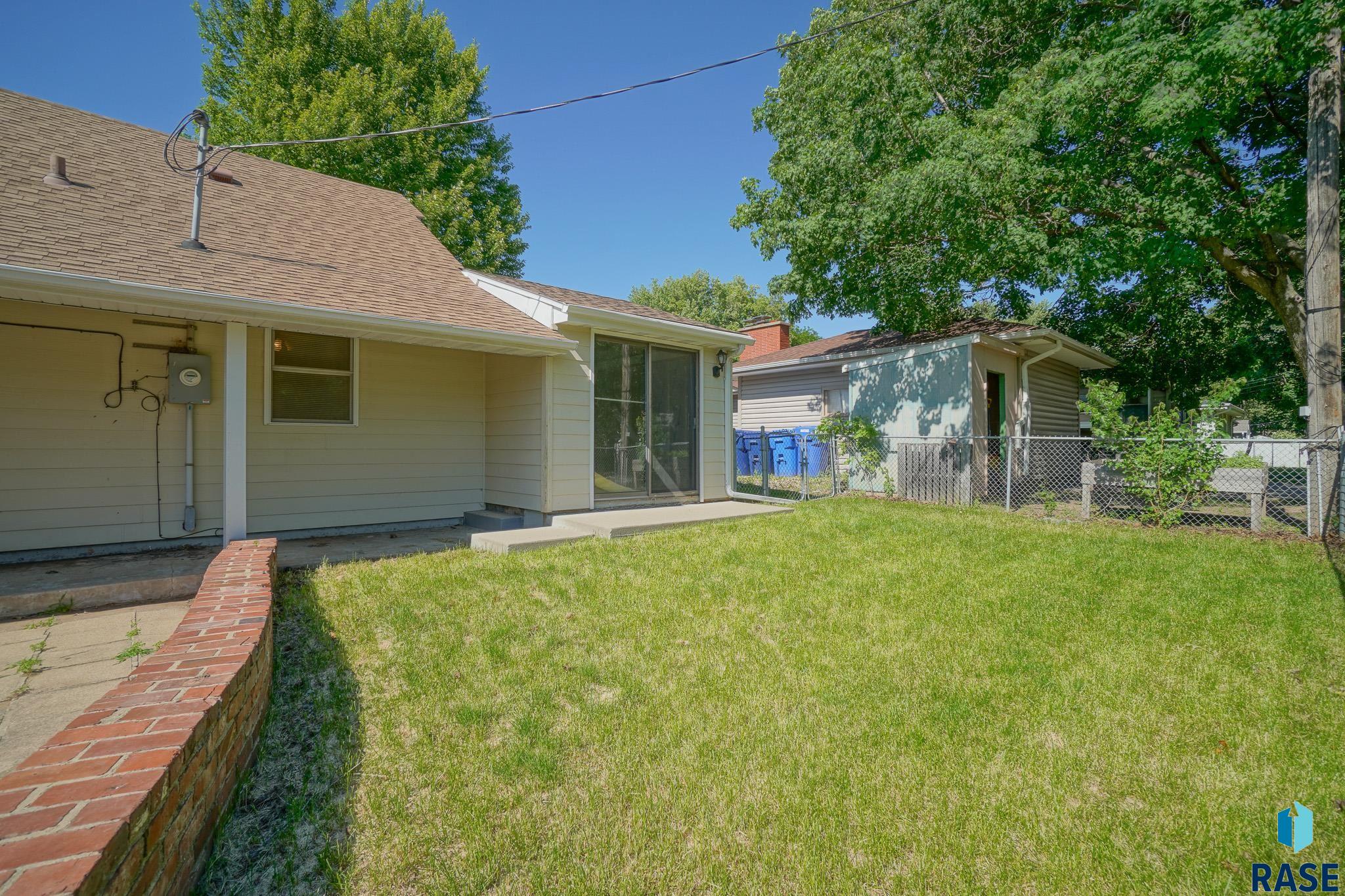 2713 W 26th St Street, Sioux Falls, South Dakota image 34