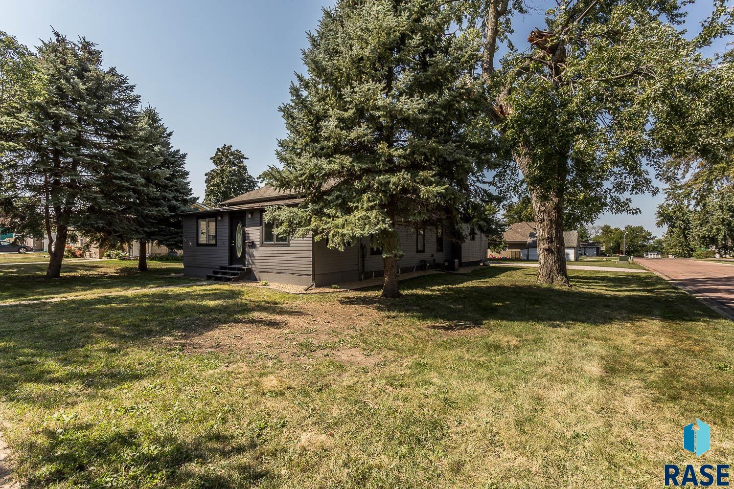 611 N 3rd St Street, Beresford, South Dakota image 22