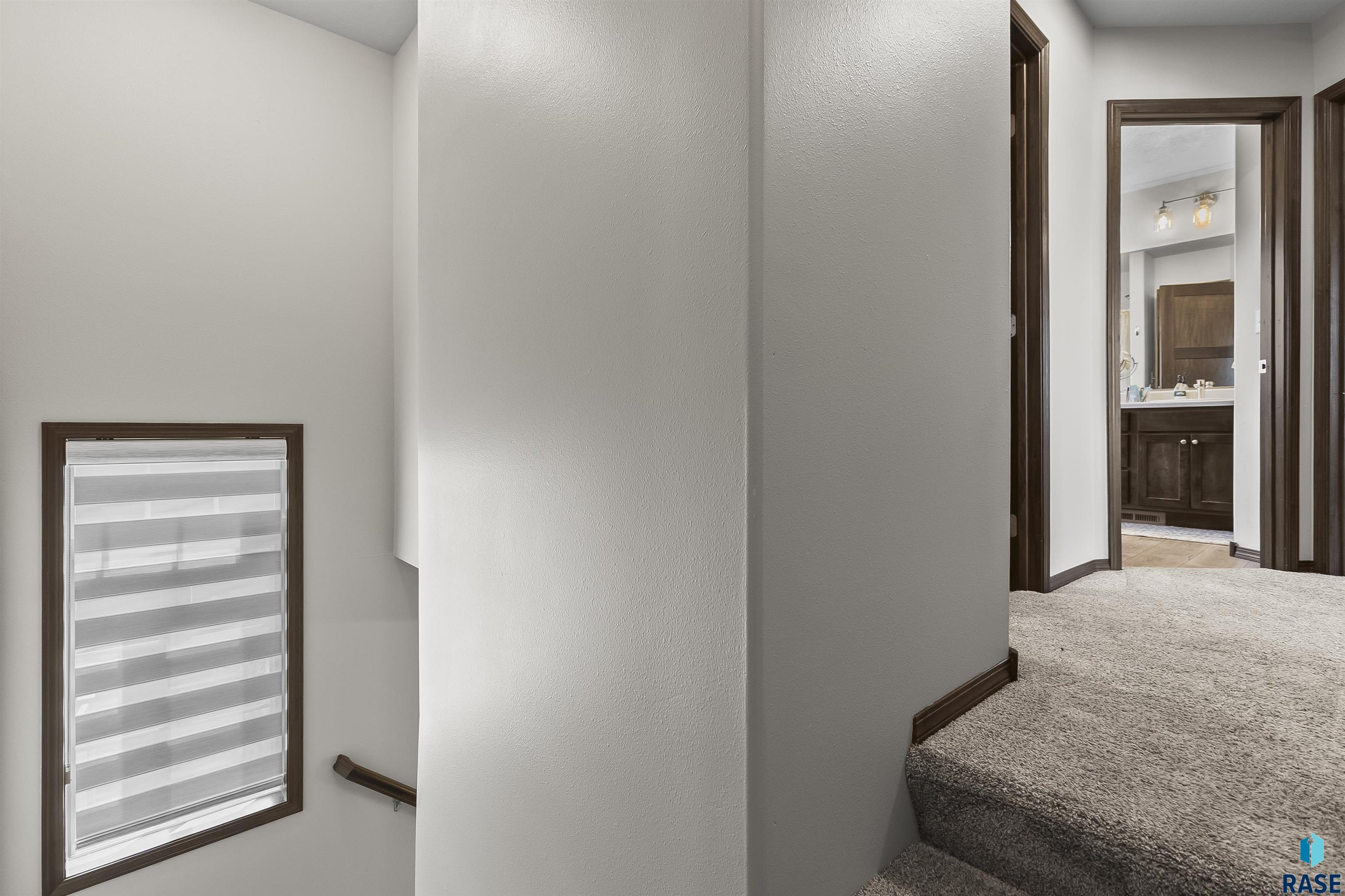2541 E Meadowside Pl Place, Sioux Falls, New Jersey image 9
