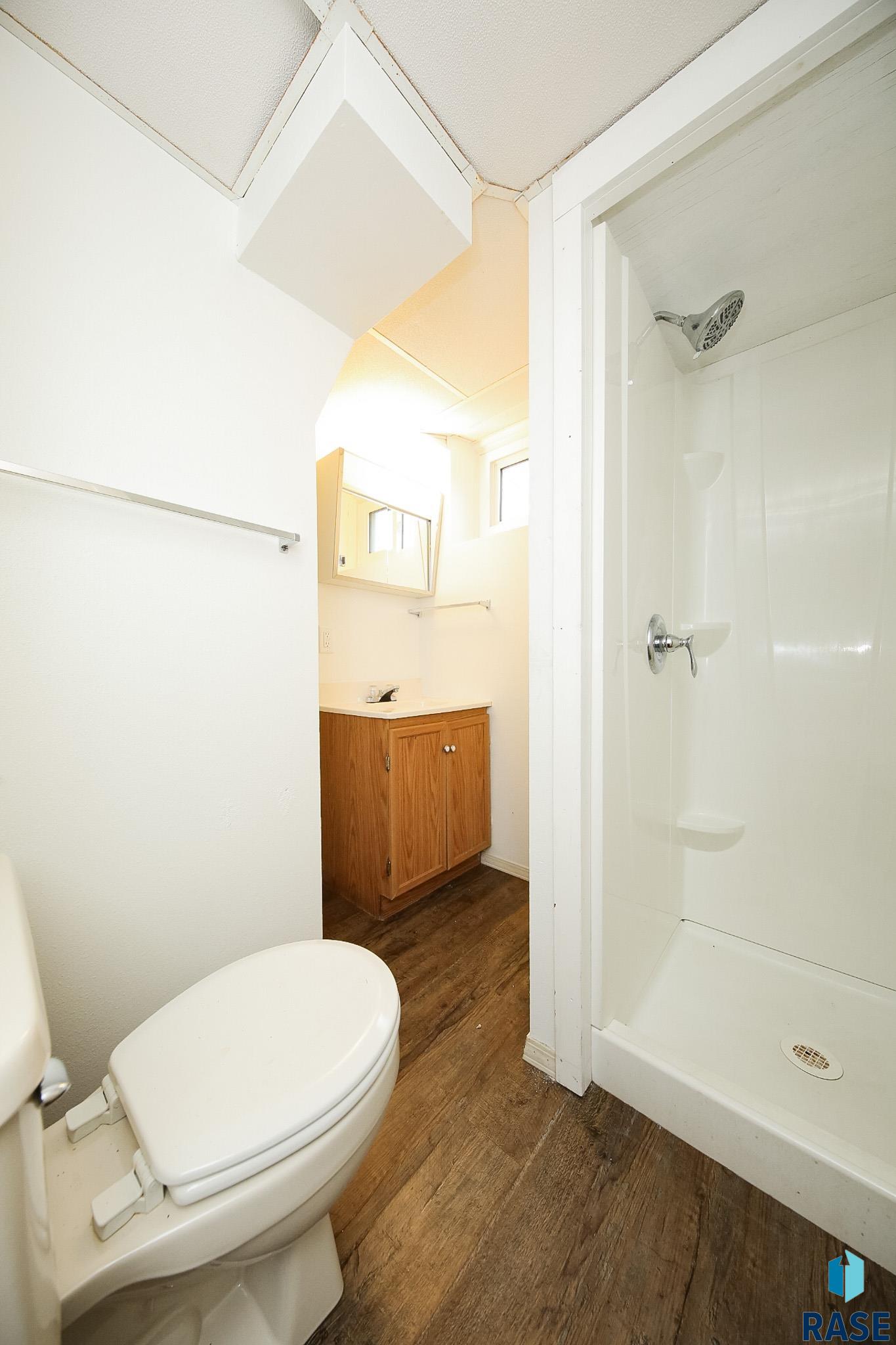 101 W 27th St Street, Sioux Falls, New Jersey image 31