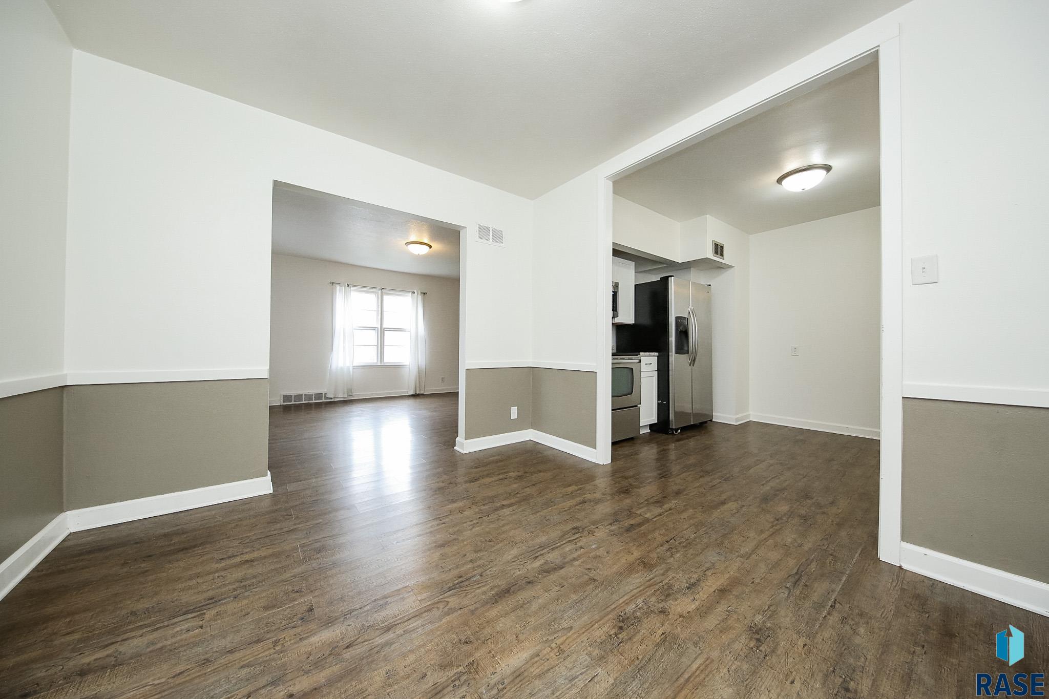 101 W 27th St Street, Sioux Falls, New Jersey image 11