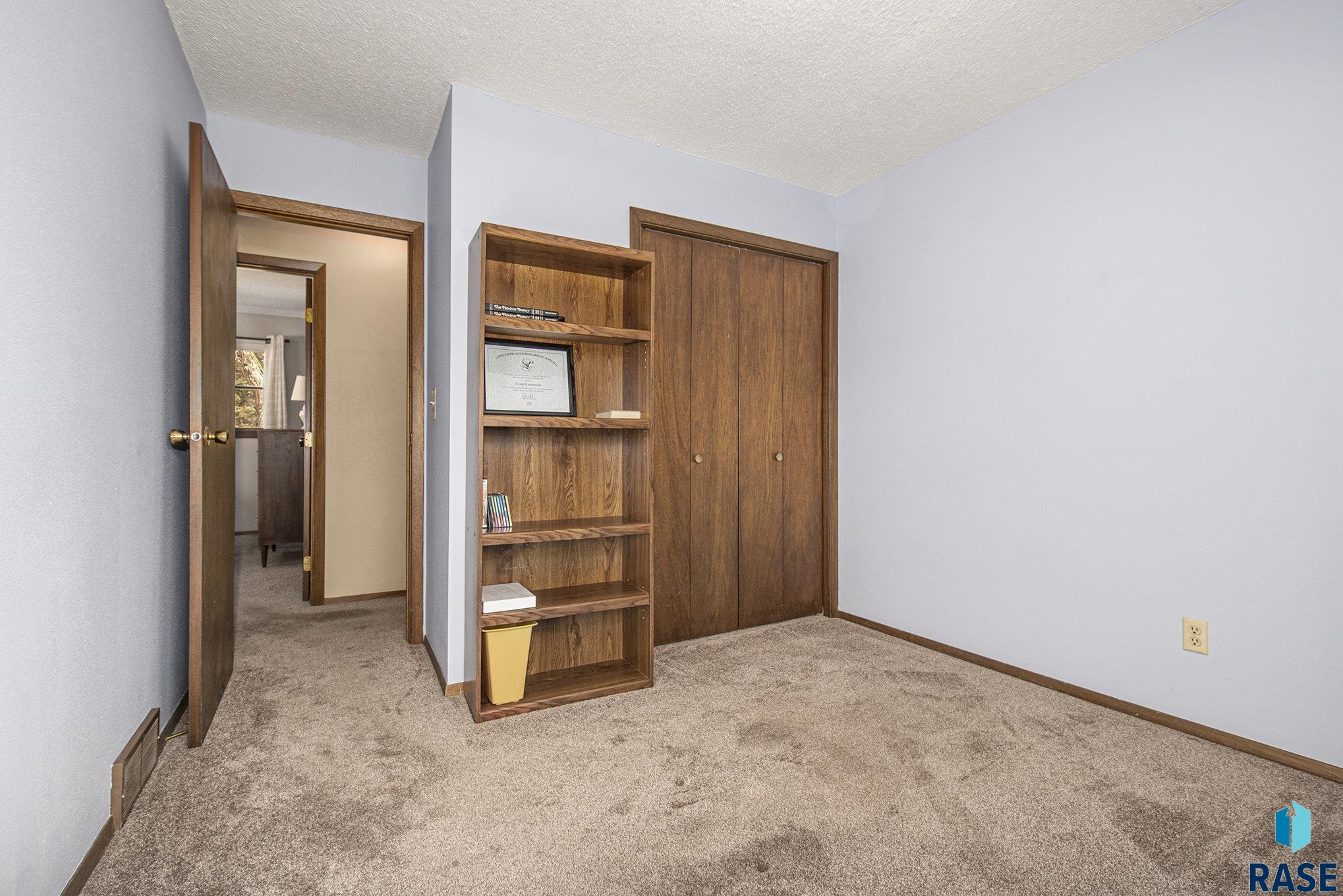 6400 W 46th St Street, Sioux Falls, South Dakota image 26
