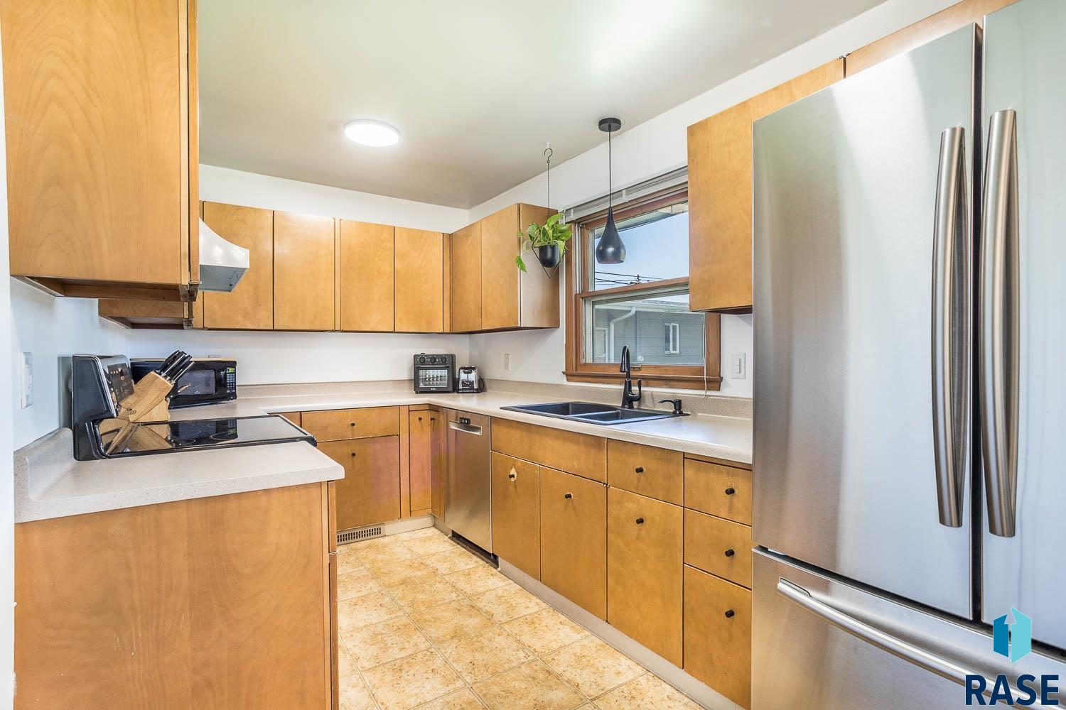 3113 S Jefferson Ave Avenue #RESIDENCE 205, Sioux Falls, New Jersey image 6