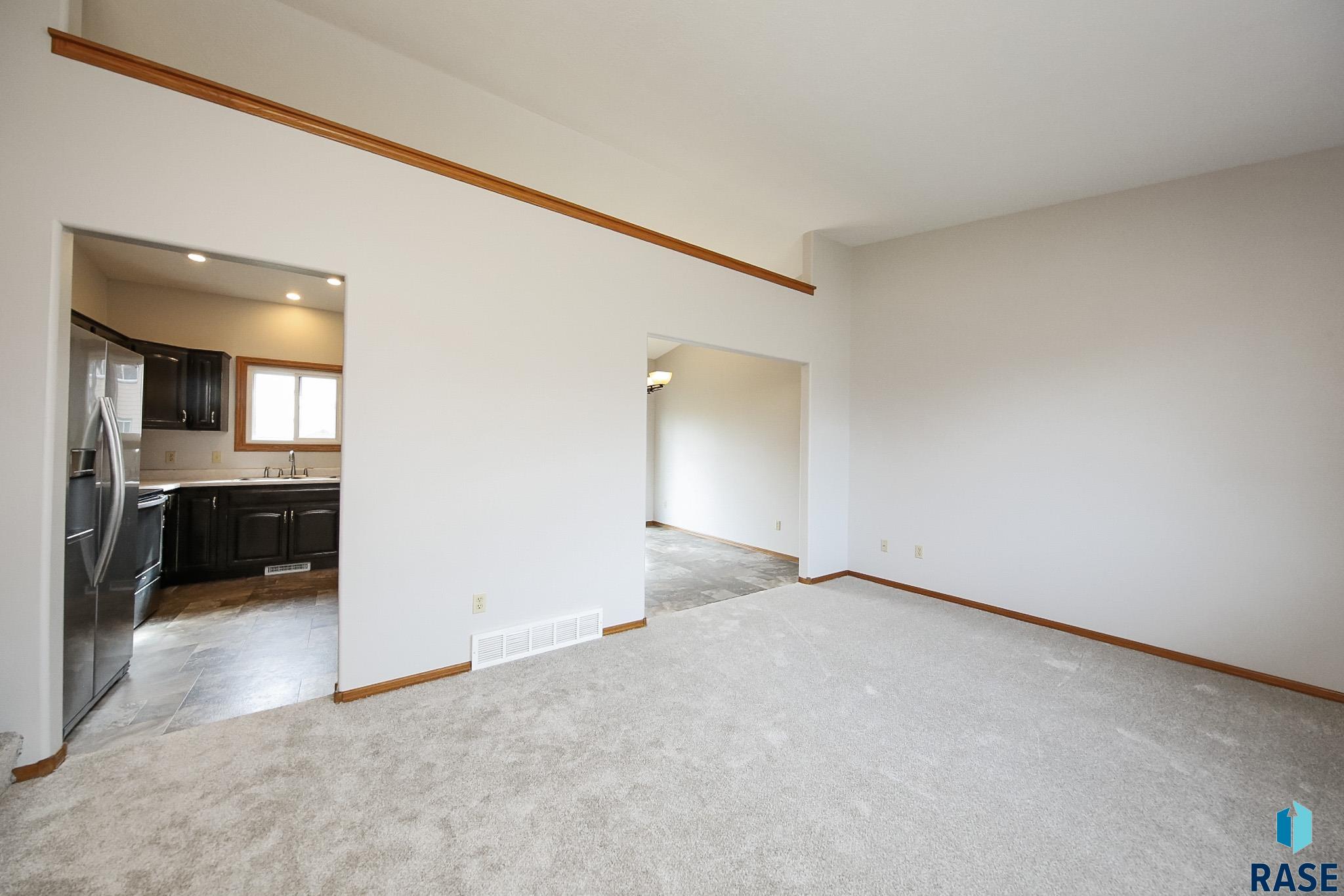 2008 S Hillview Rd Road, Sioux Falls, New Jersey image 6