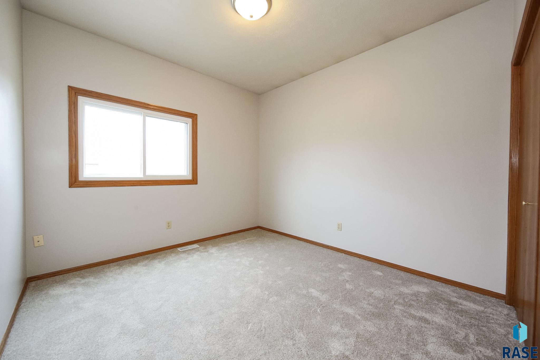 2008 S Hillview Rd Road, Sioux Falls, New Jersey image 18