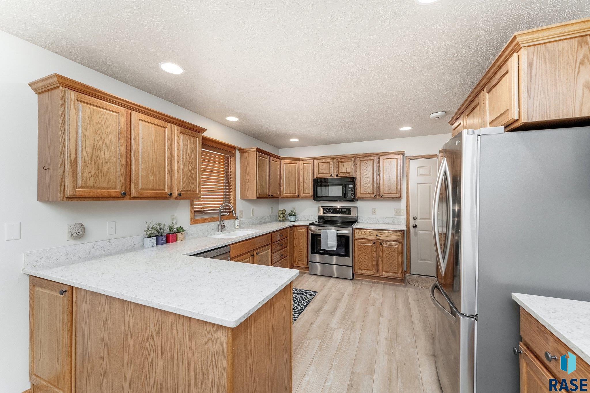 5311 W Sunnydale Pl Place, Sioux Falls, South Dakota image 16