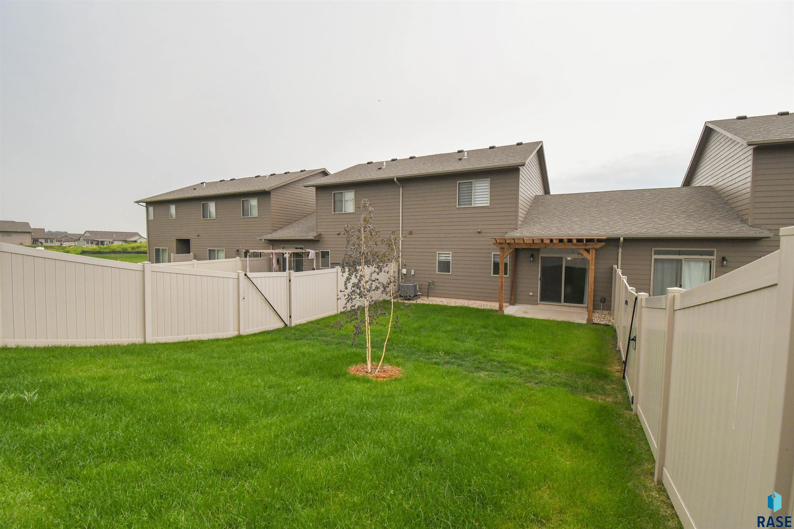 2568 E Meadowside Pl Place, Sioux Falls, New Jersey image 40