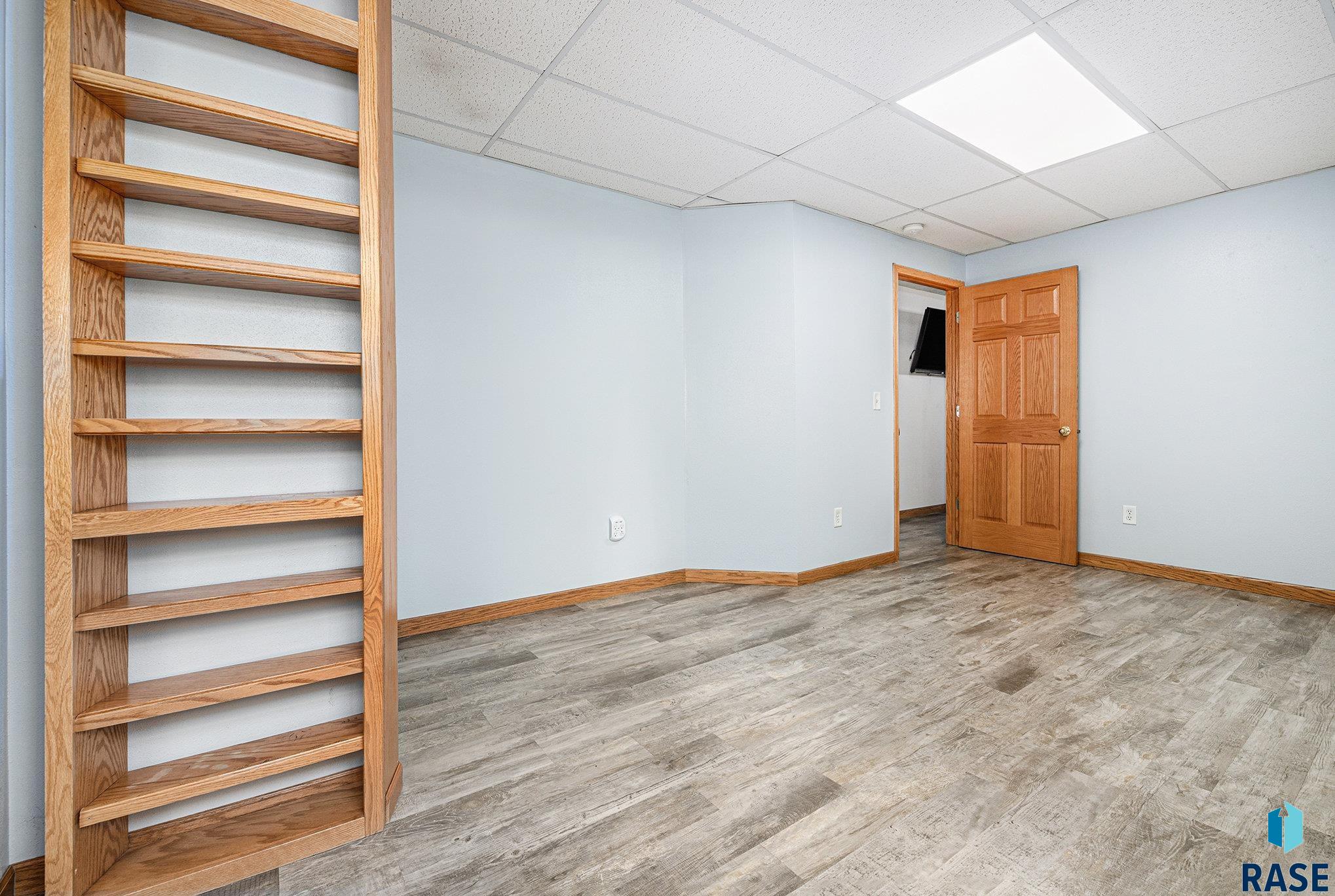 46788 278th St Street, Lennox, South Dakota image 27