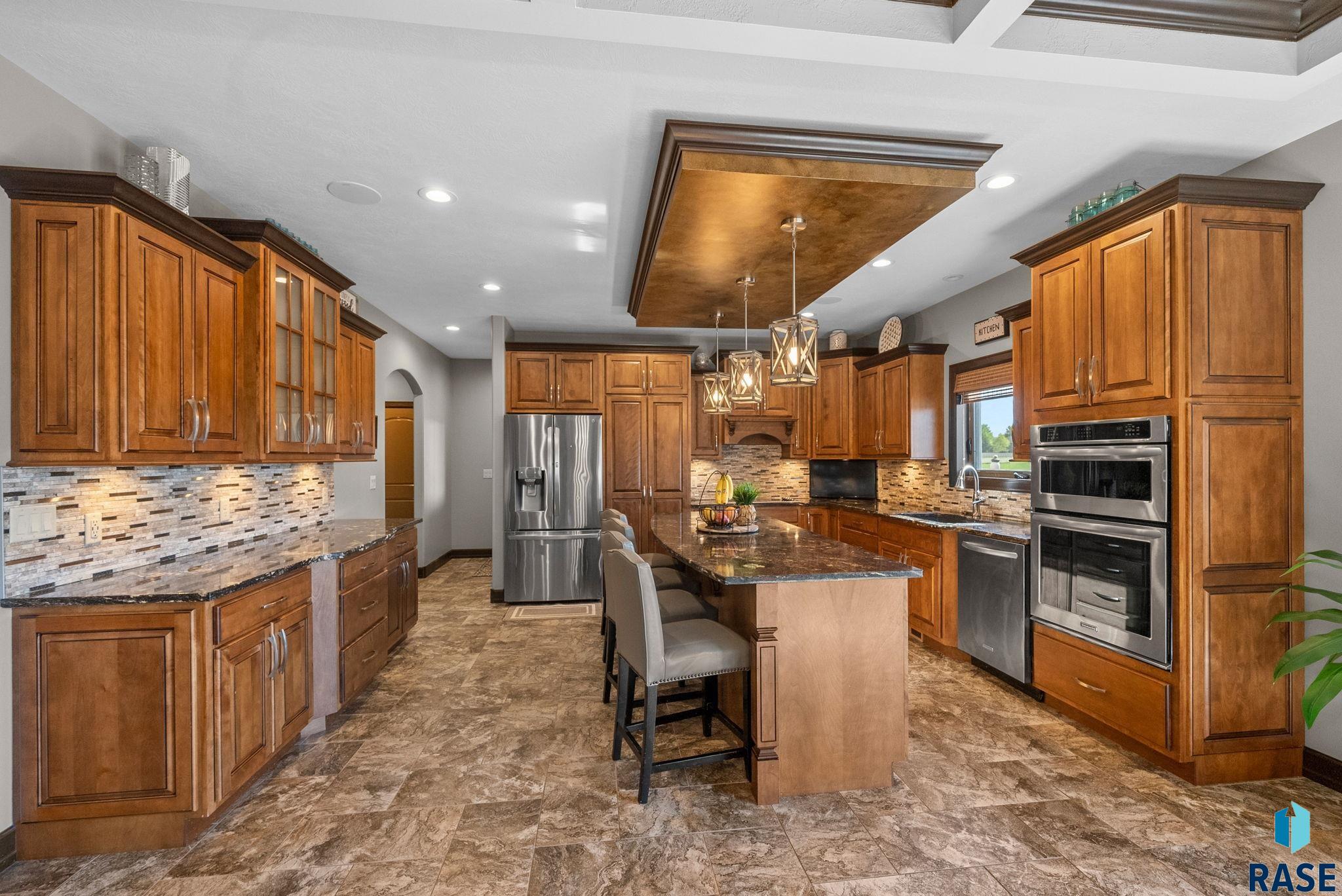 Sioux Falls, South Dakota 57106, United States, 7 Bedrooms Bedrooms, ,4 BathroomsBathrooms,Residential,Active,135698