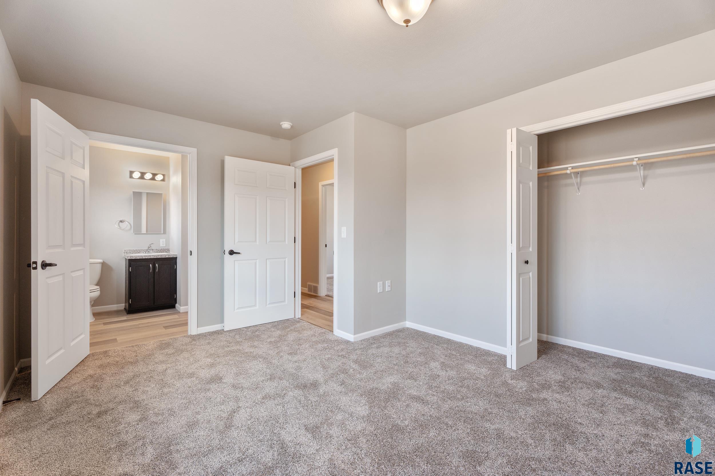 205 Broad St Street, Alcester, New Jersey image 9