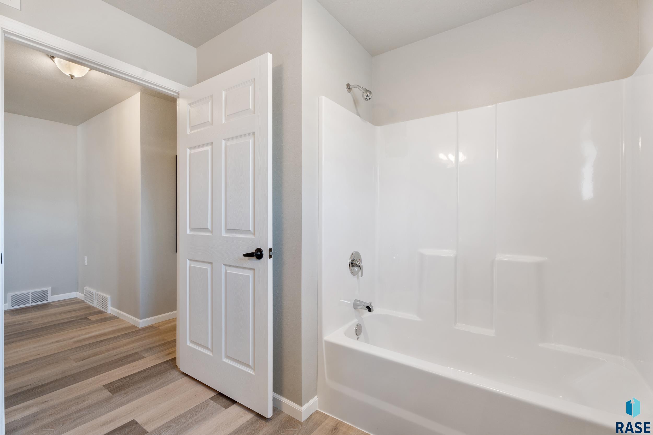 205 Broad St Street, Alcester, New Jersey image 16