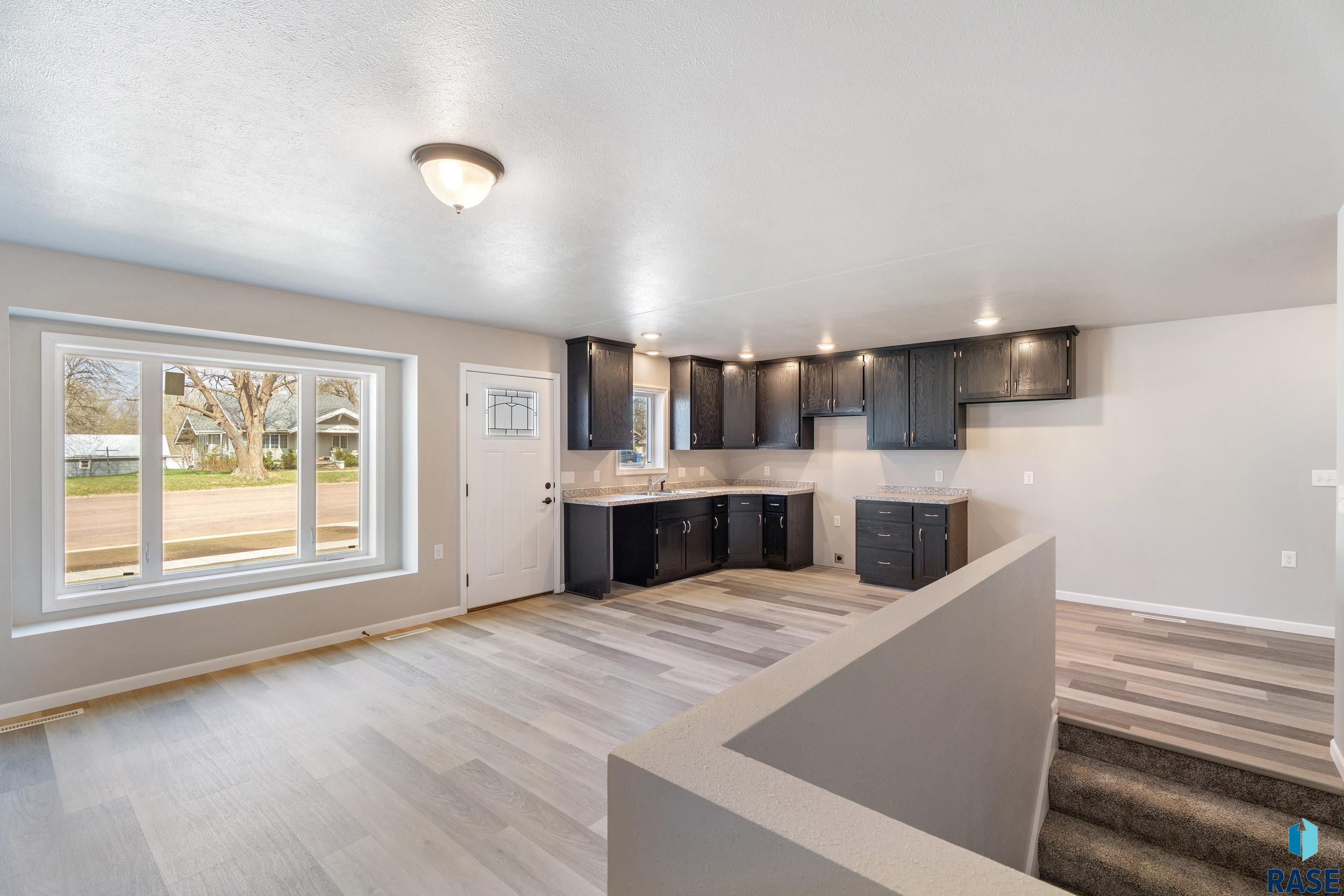 205 Broad St Street, Alcester, New Jersey image 4