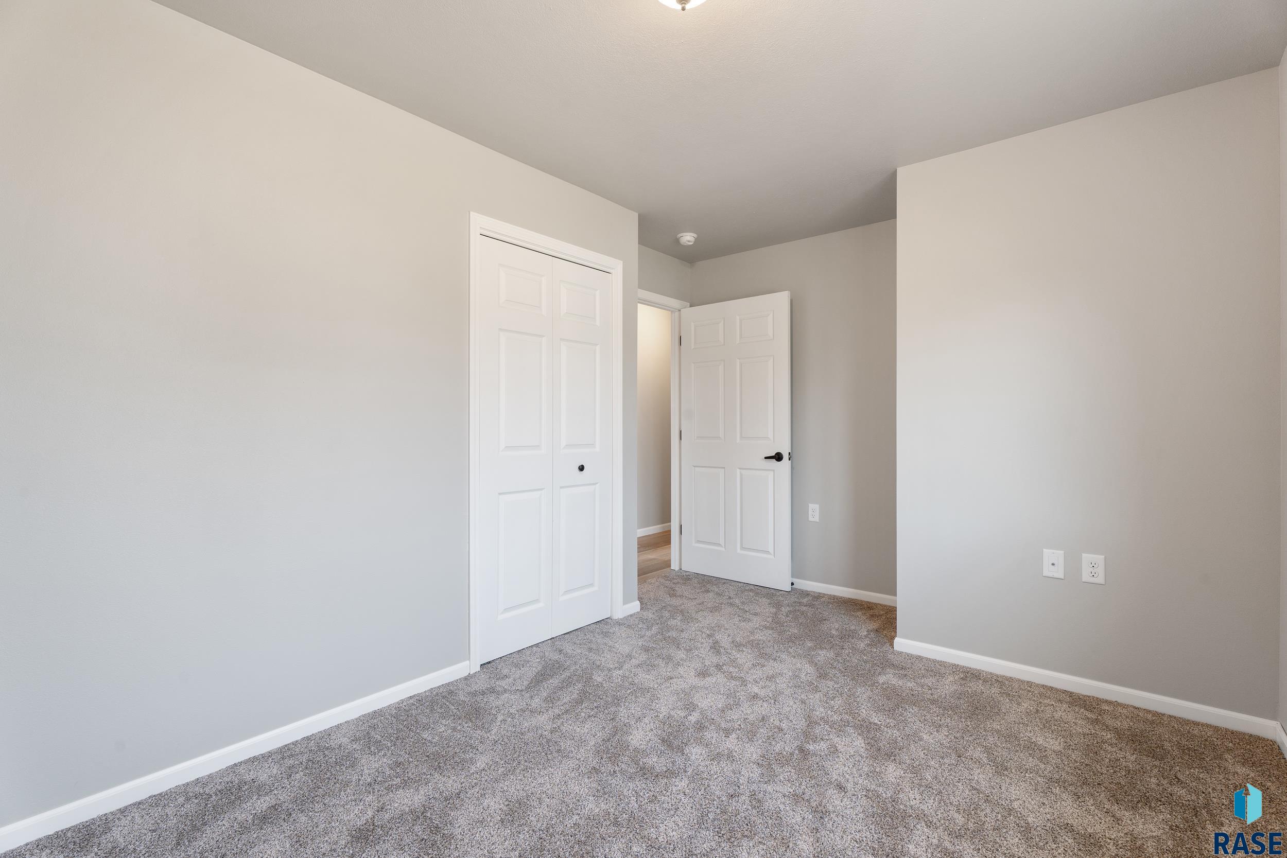 205 Broad St Street, Alcester, New Jersey image 19