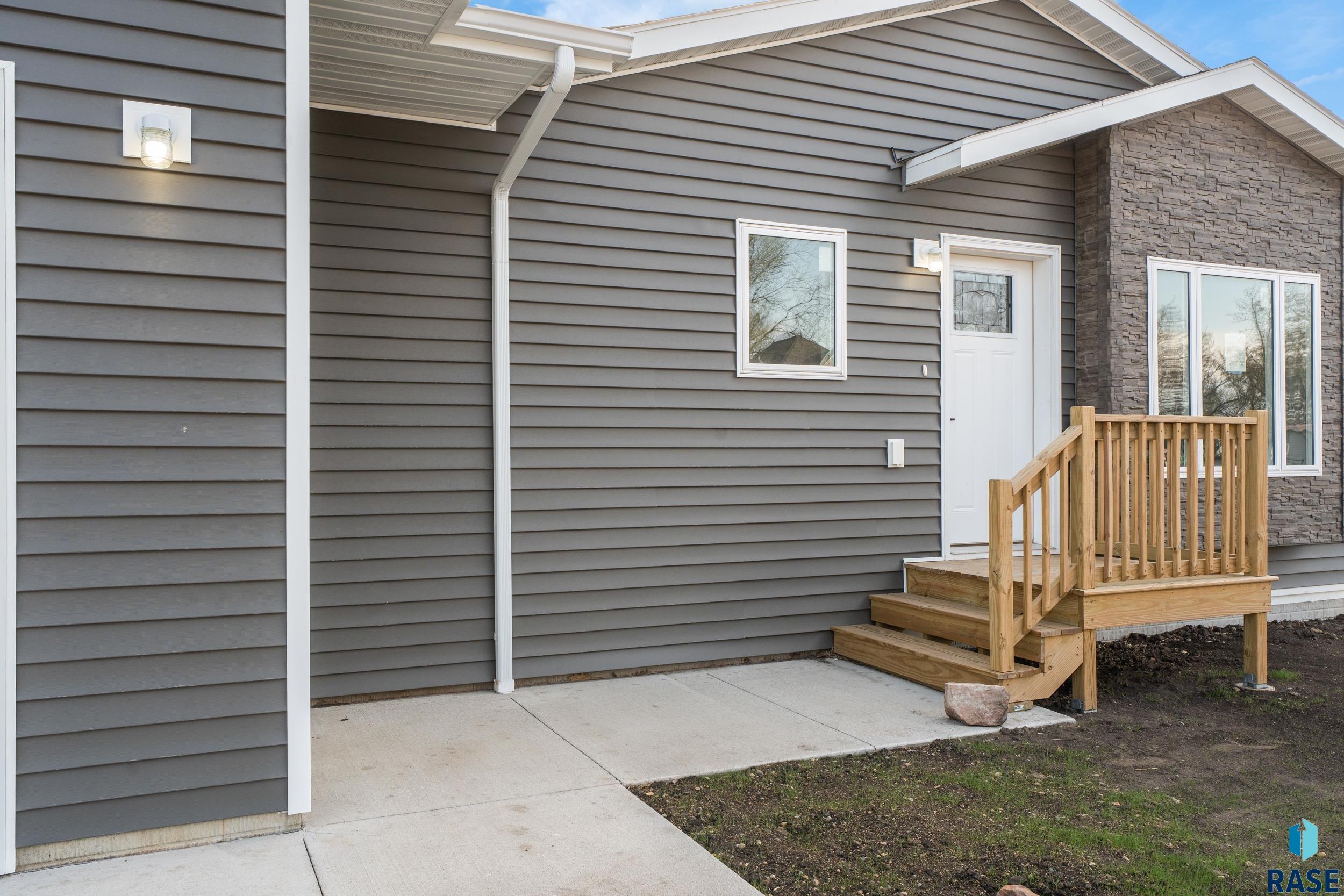 205 Broad St Street, Alcester, New Jersey image 2