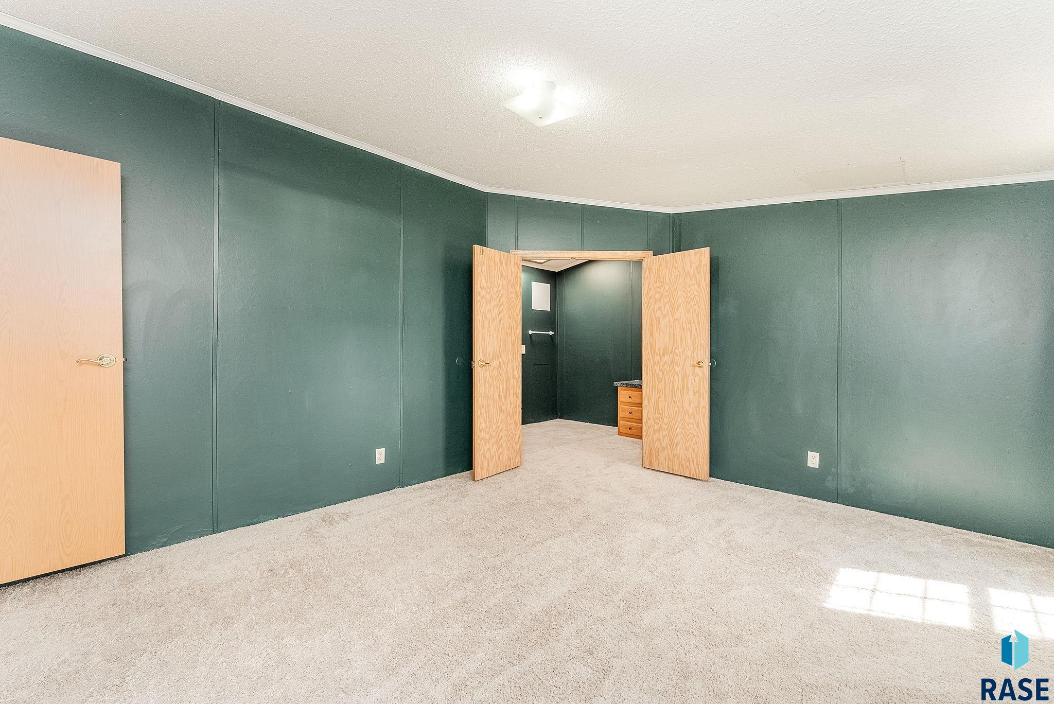 3105 N Fiero Pl Place, Sioux Falls, New Jersey image 8