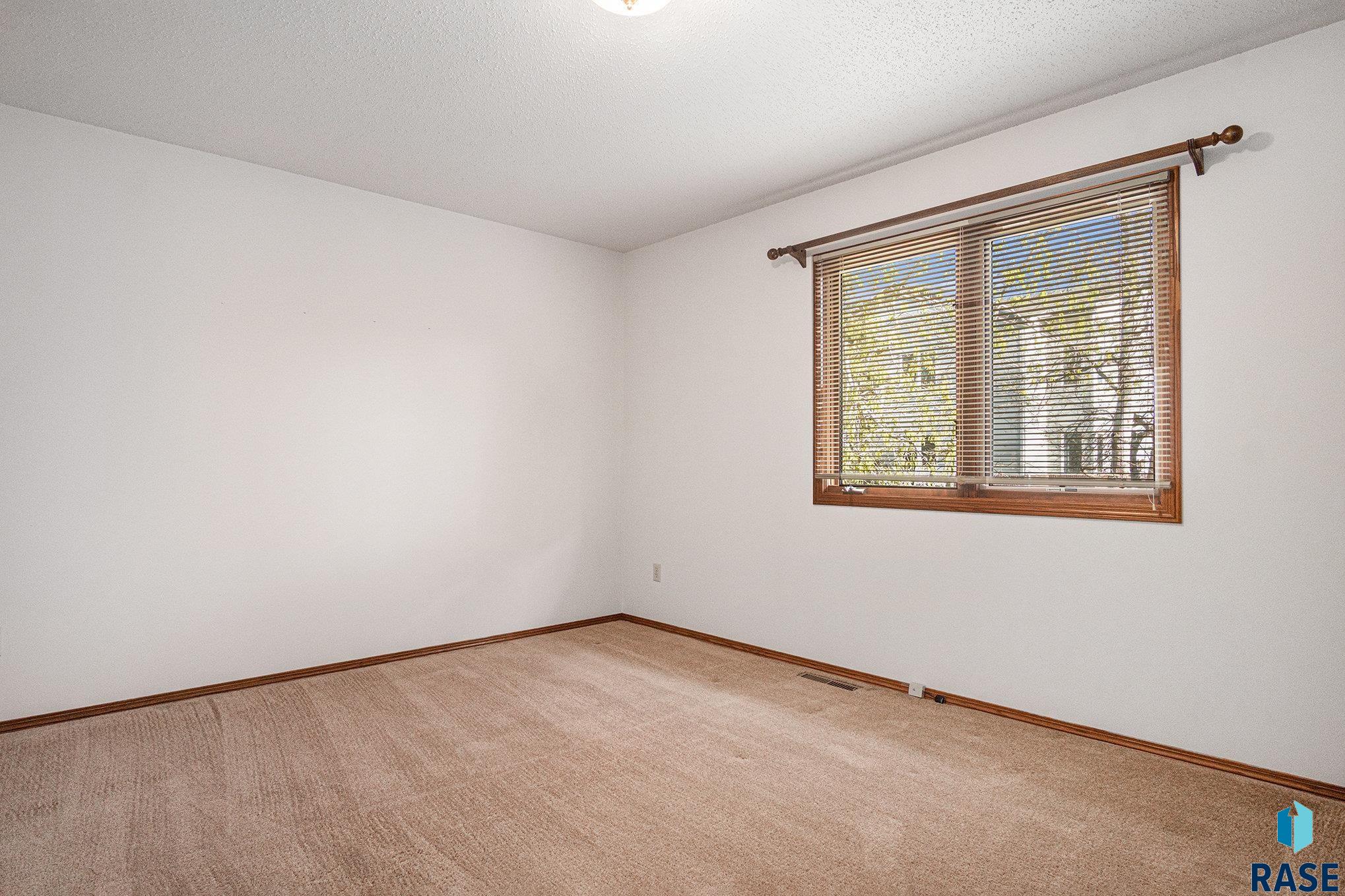 4604 E Belmont St Street, Sioux Falls, New Jersey image 13