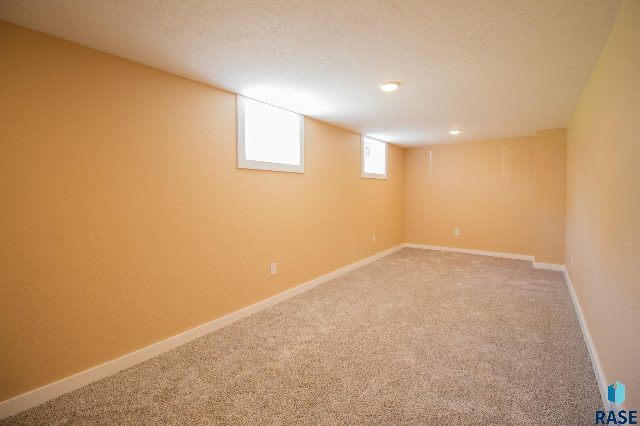 207 S Park St Street, Inwood, New Jersey image 10