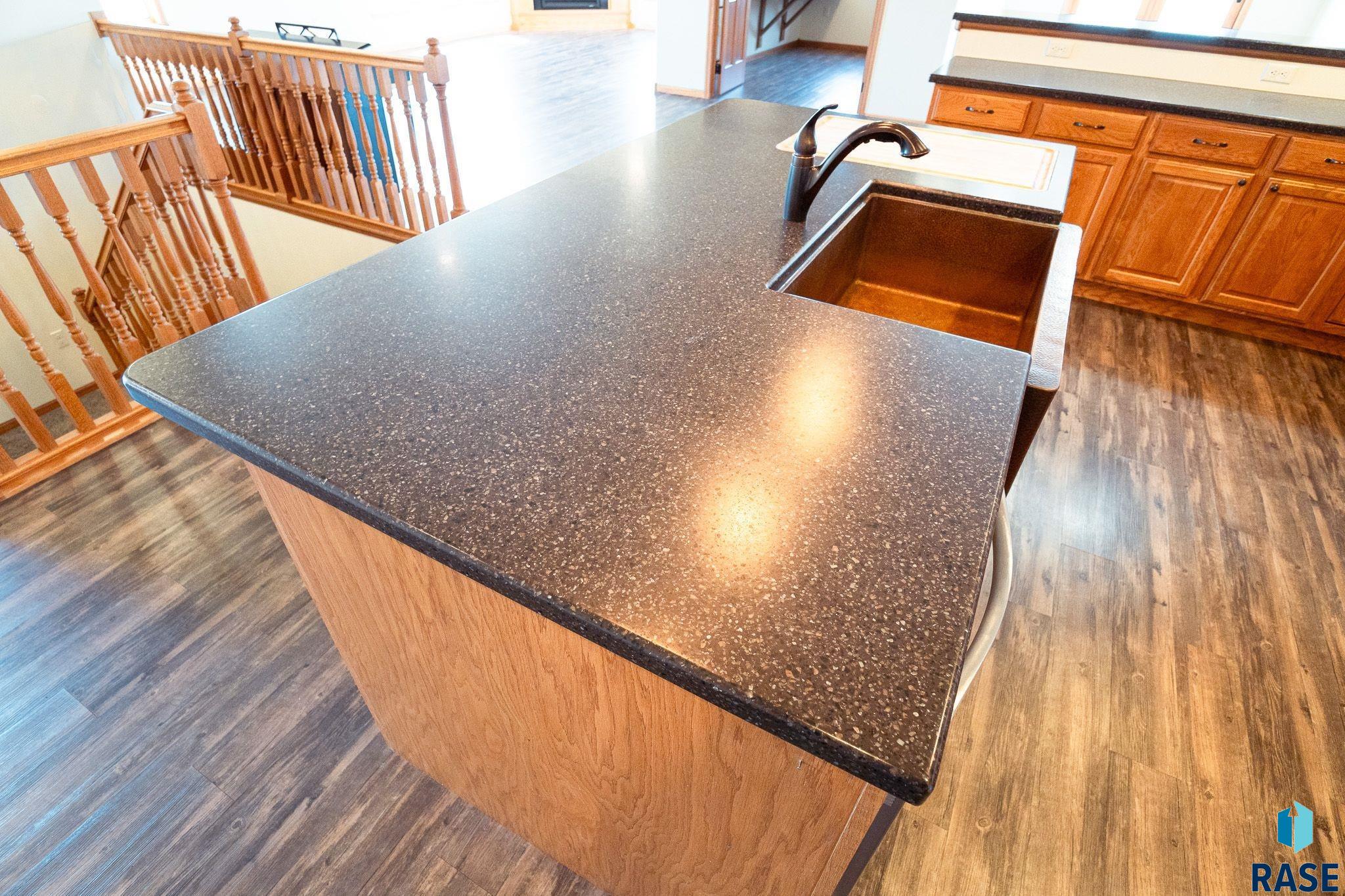 Geddes, South Dakota 57342, United States, 4 Bedrooms Bedrooms, ,3 BathroomsBathrooms,Residential,Pending,55175