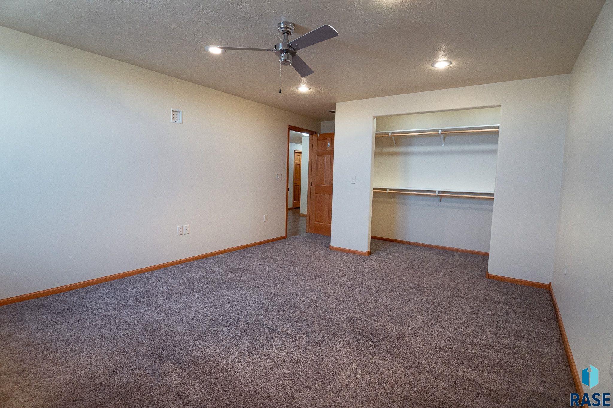 Geddes, South Dakota 57342, United States, 4 Bedrooms Bedrooms, ,3 BathroomsBathrooms,Residential,Pending,55175