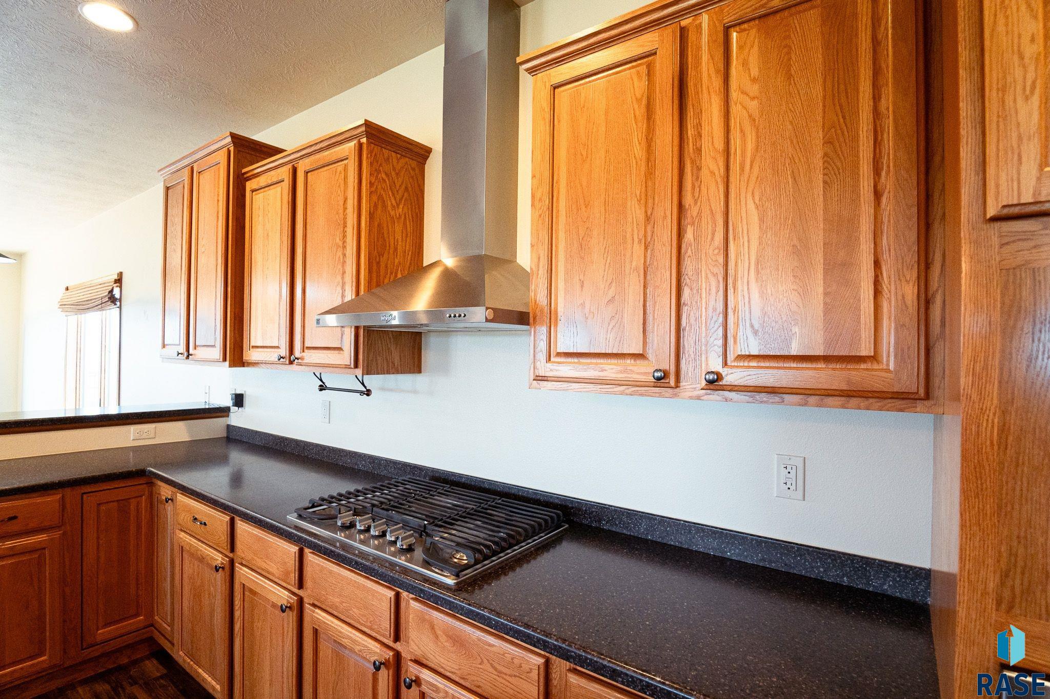 Geddes, South Dakota 57342, United States, 4 Bedrooms Bedrooms, ,3 BathroomsBathrooms,Residential,Pending,55175