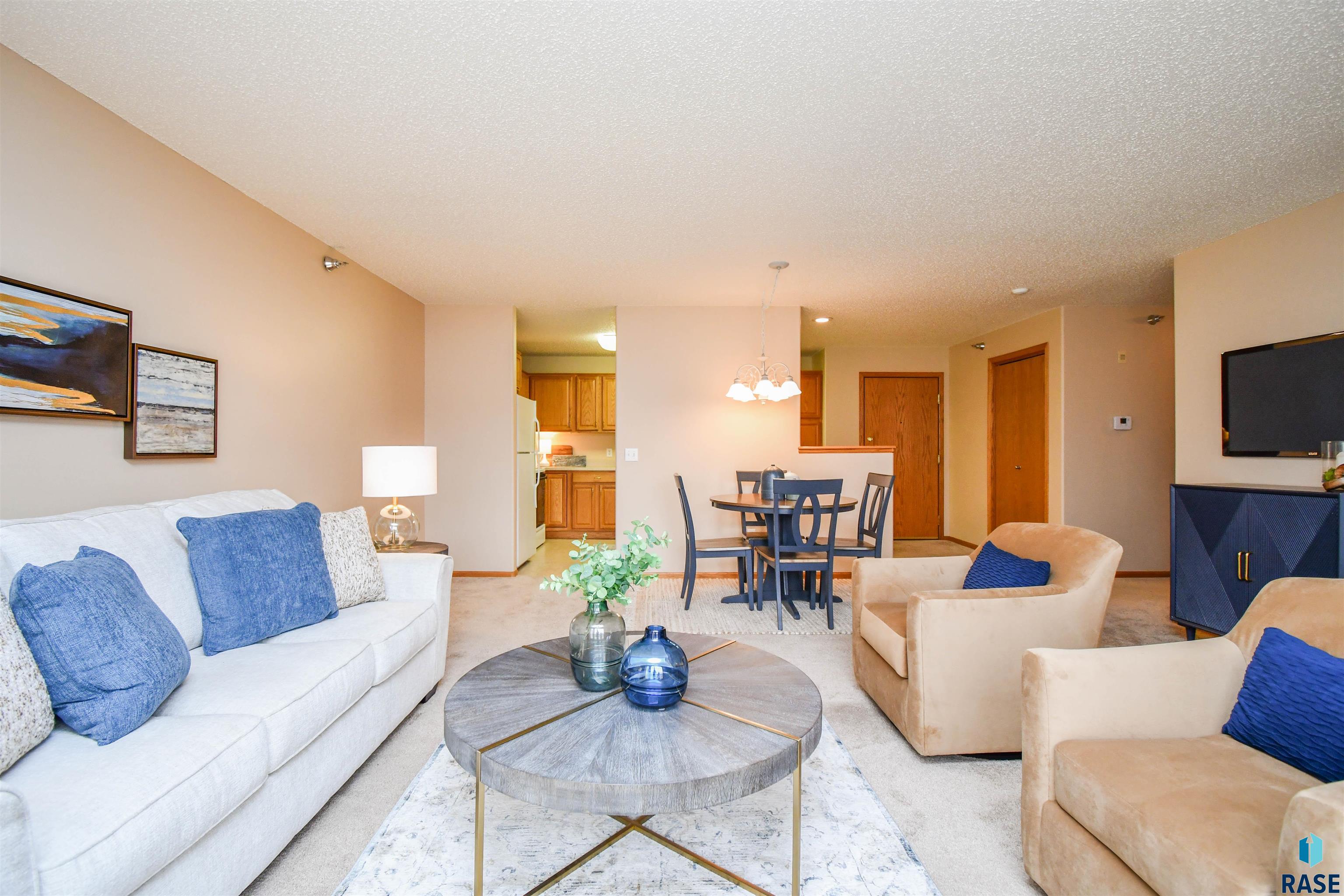 3710 E Peony Pl Place #303, Sioux Falls, South Dakota image 25