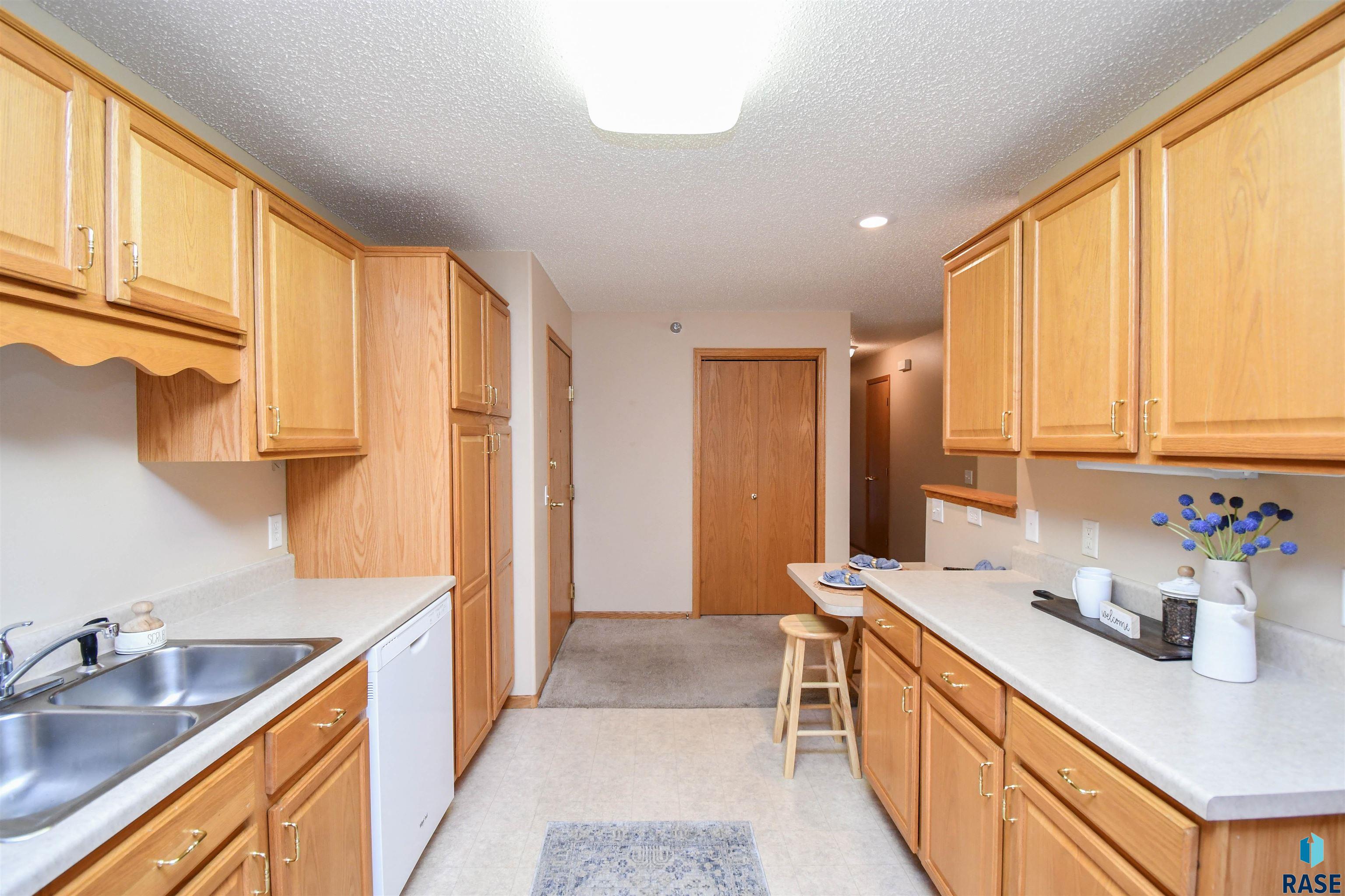 3710 E Peony Pl Place #303, Sioux Falls, South Dakota image 15