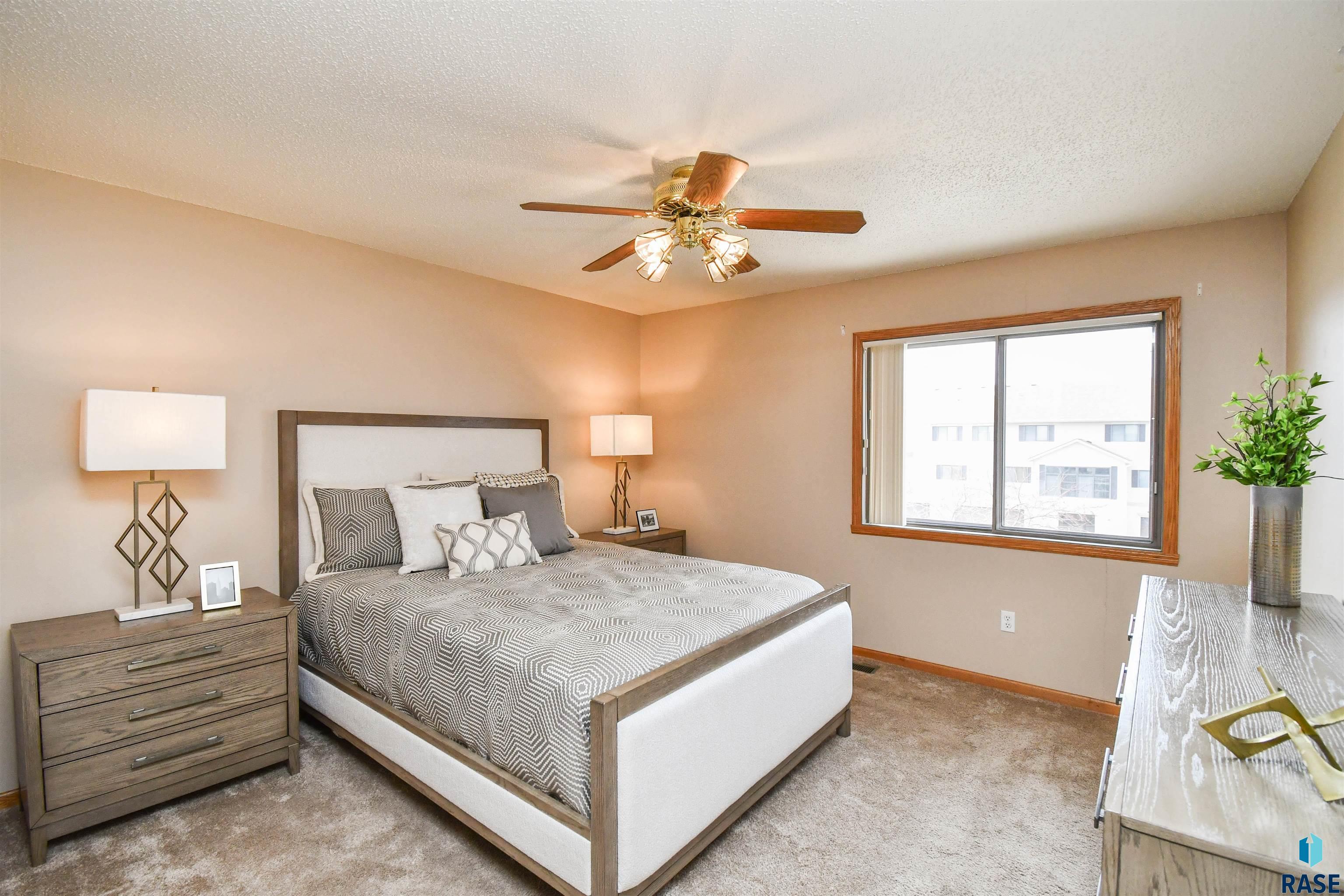 3710 E Peony Pl Place #303, Sioux Falls, South Dakota image 30