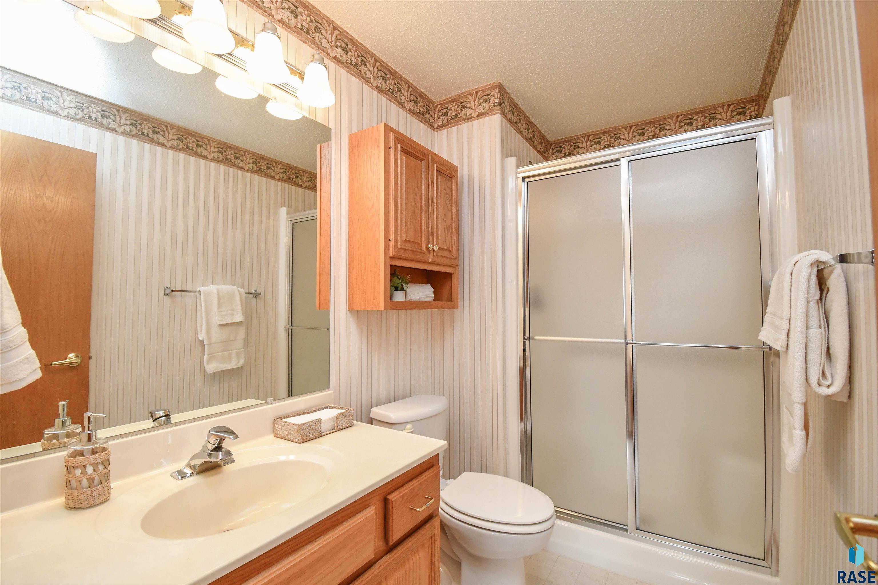 3710 E Peony Pl Place #303, Sioux Falls, South Dakota image 34