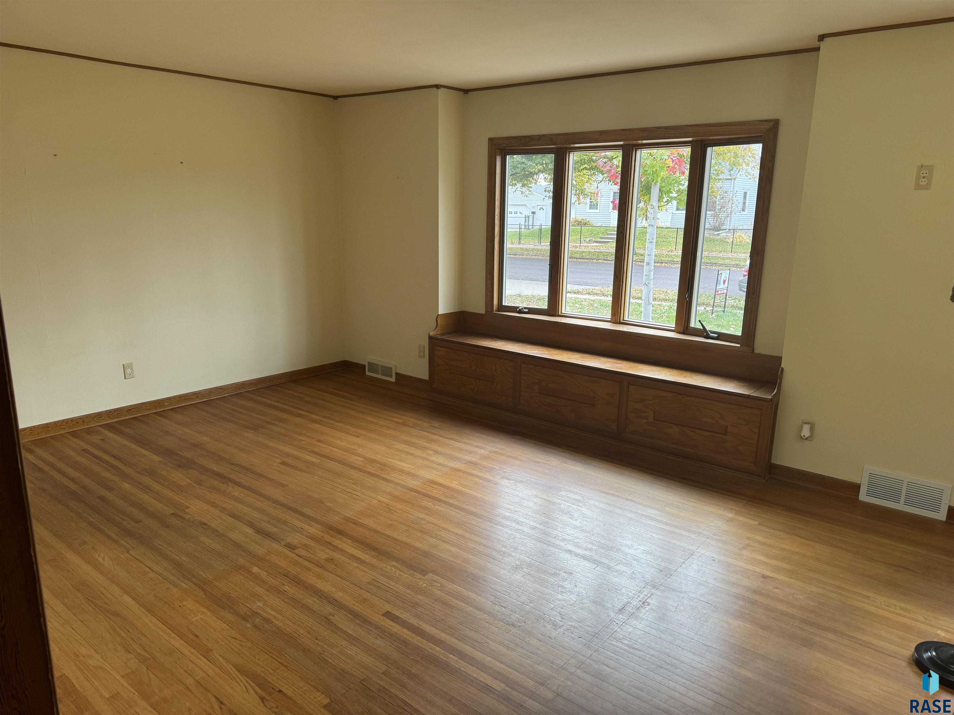 3100 S Covell Ave Avenue, Sioux Falls, South Dakota image 2