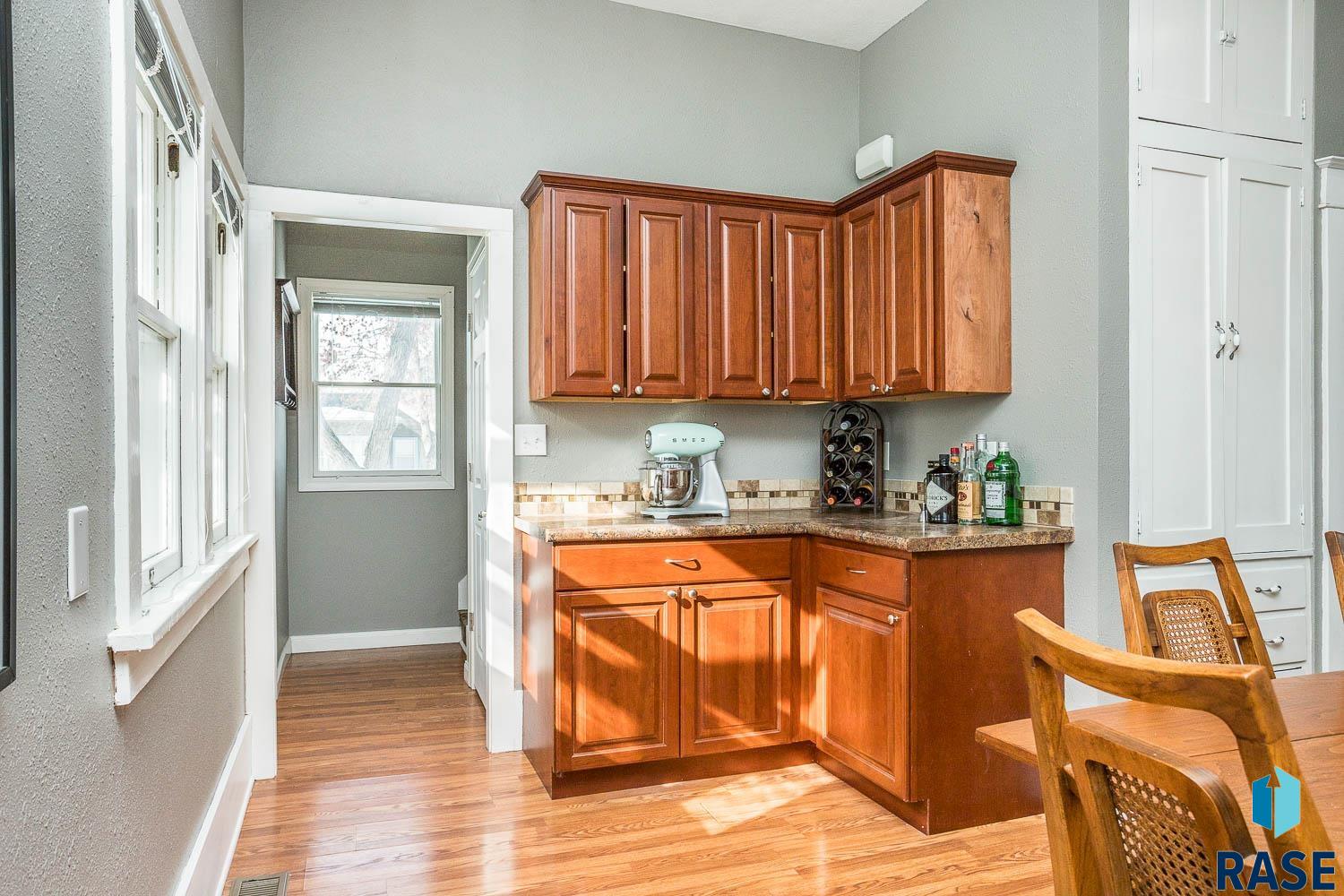 221 W 23rd St Street, Sioux Falls, New Jersey image 13