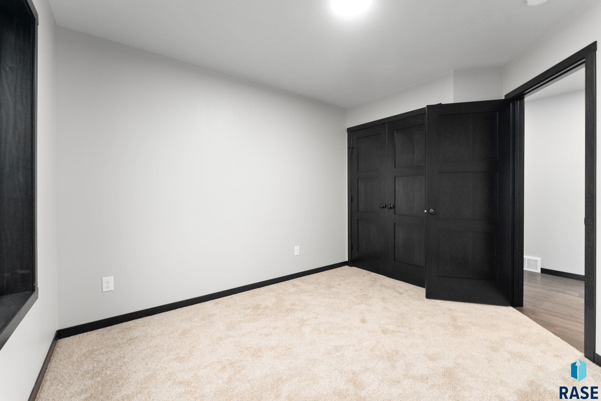 620 Highland St Street, Harrisburg, South Dakota image 36
