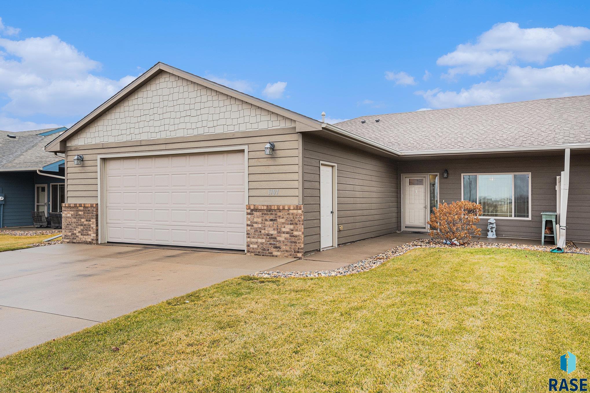 1707 S Mary Beth Ave Avenue, Sioux Falls, South Dakota image 2