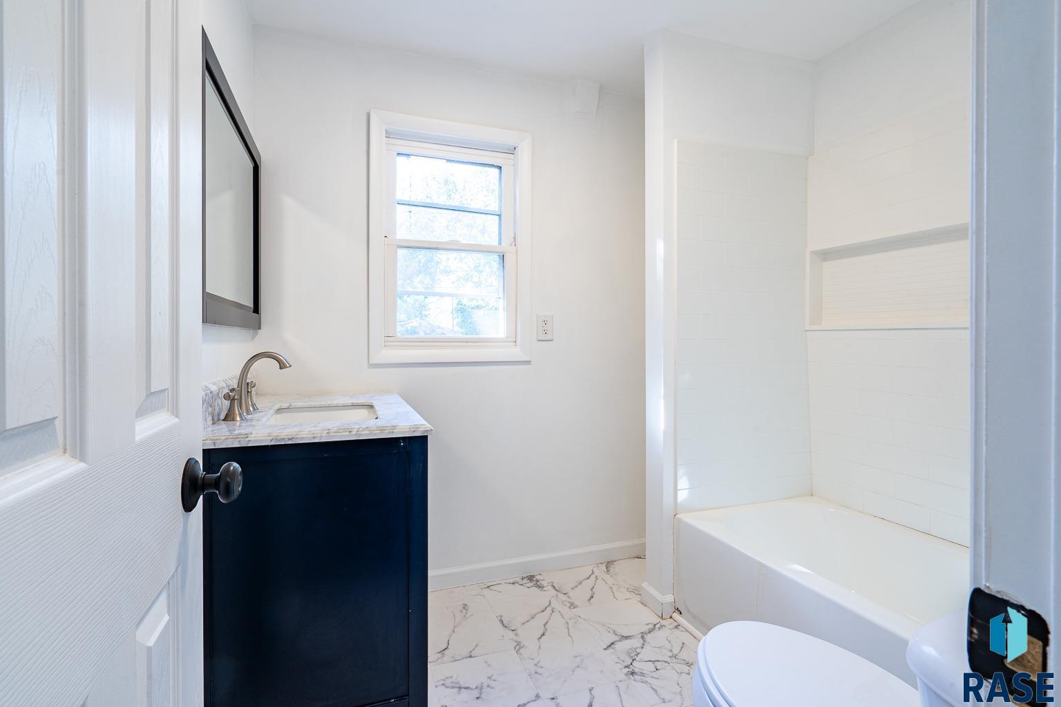 2609 W 26th St Street, Sioux Falls, South Dakota image 32