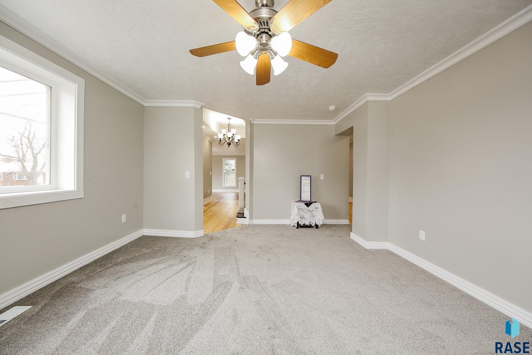 111 N 6th St Street, Beresford, South Dakota image 5