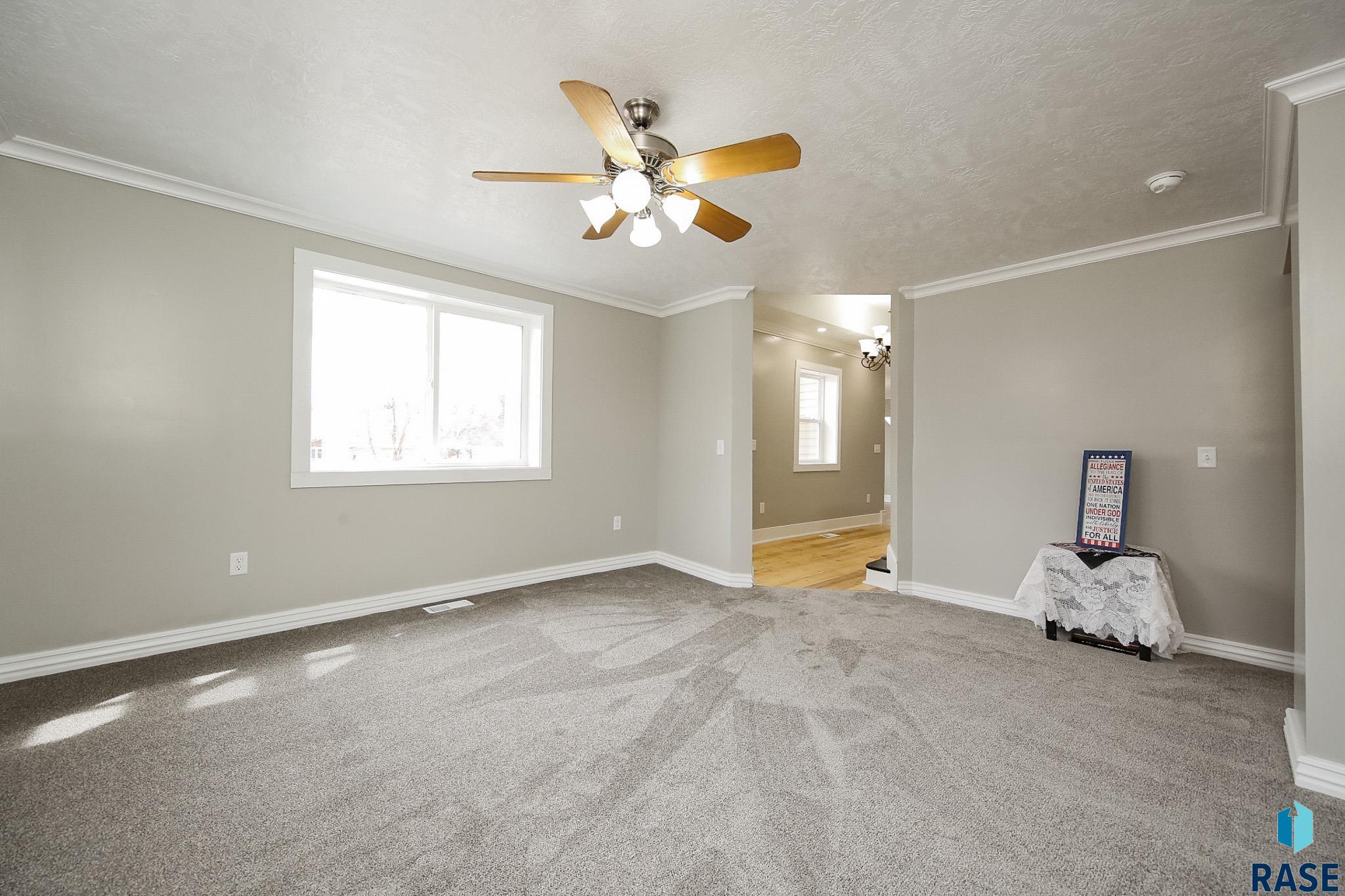 111 N 6th St Street, Beresford, South Dakota image 4