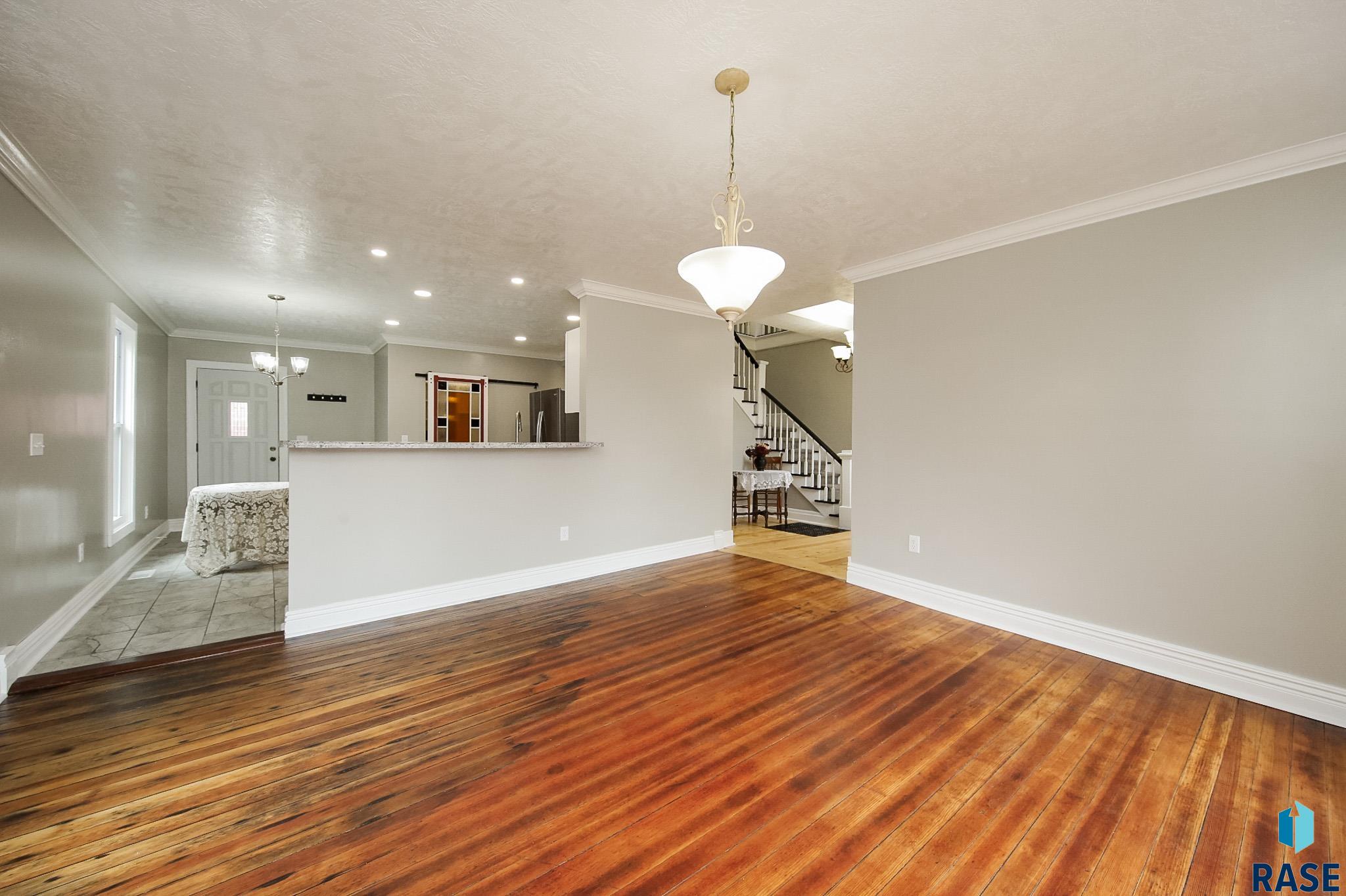 111 N 6th St Street, Beresford, South Dakota image 14