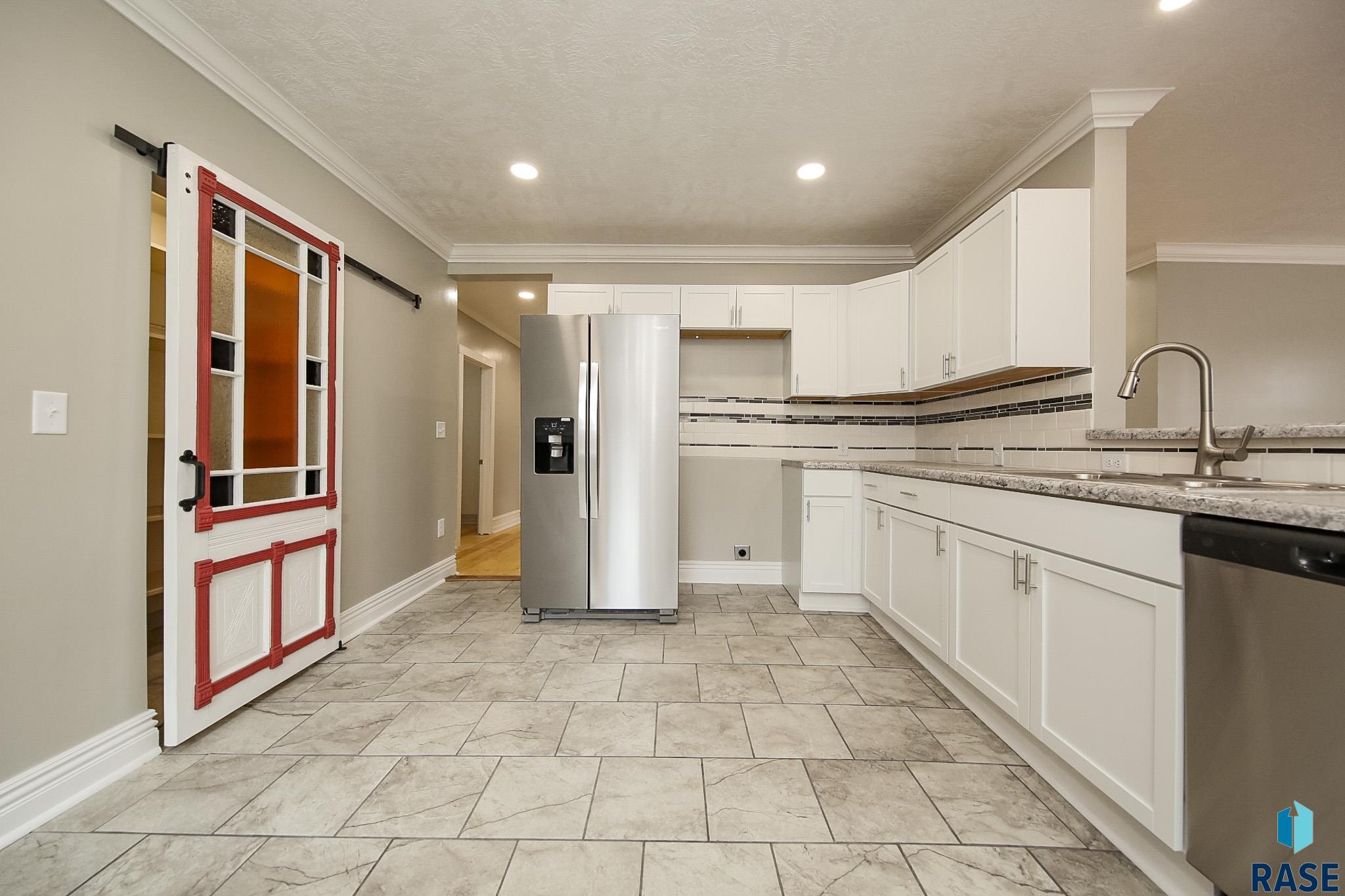 111 N 6th St Street, Beresford, South Dakota image 18