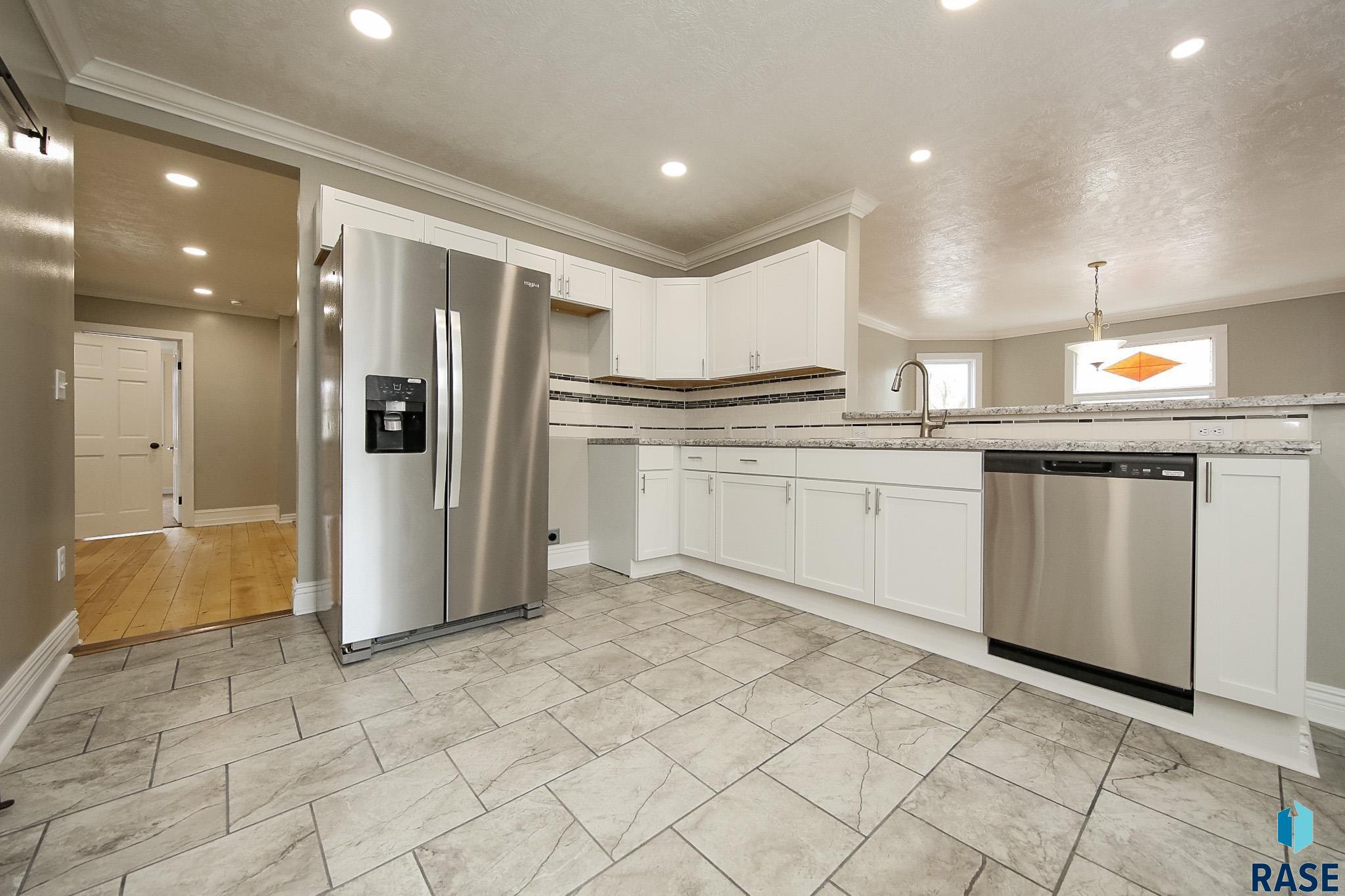 111 N 6th St Street, Beresford, South Dakota image 16