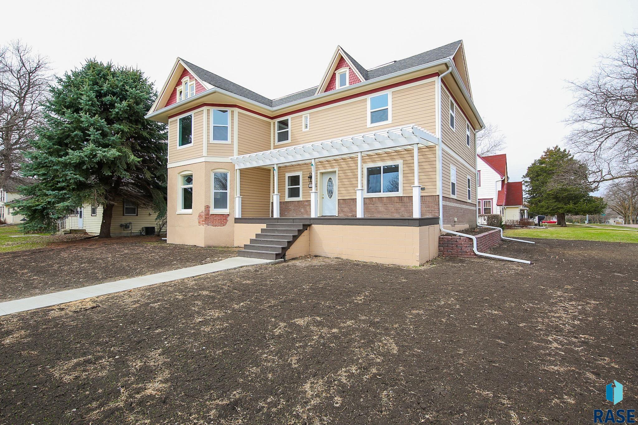 111 N 6th St Street, Beresford, South Dakota image 43