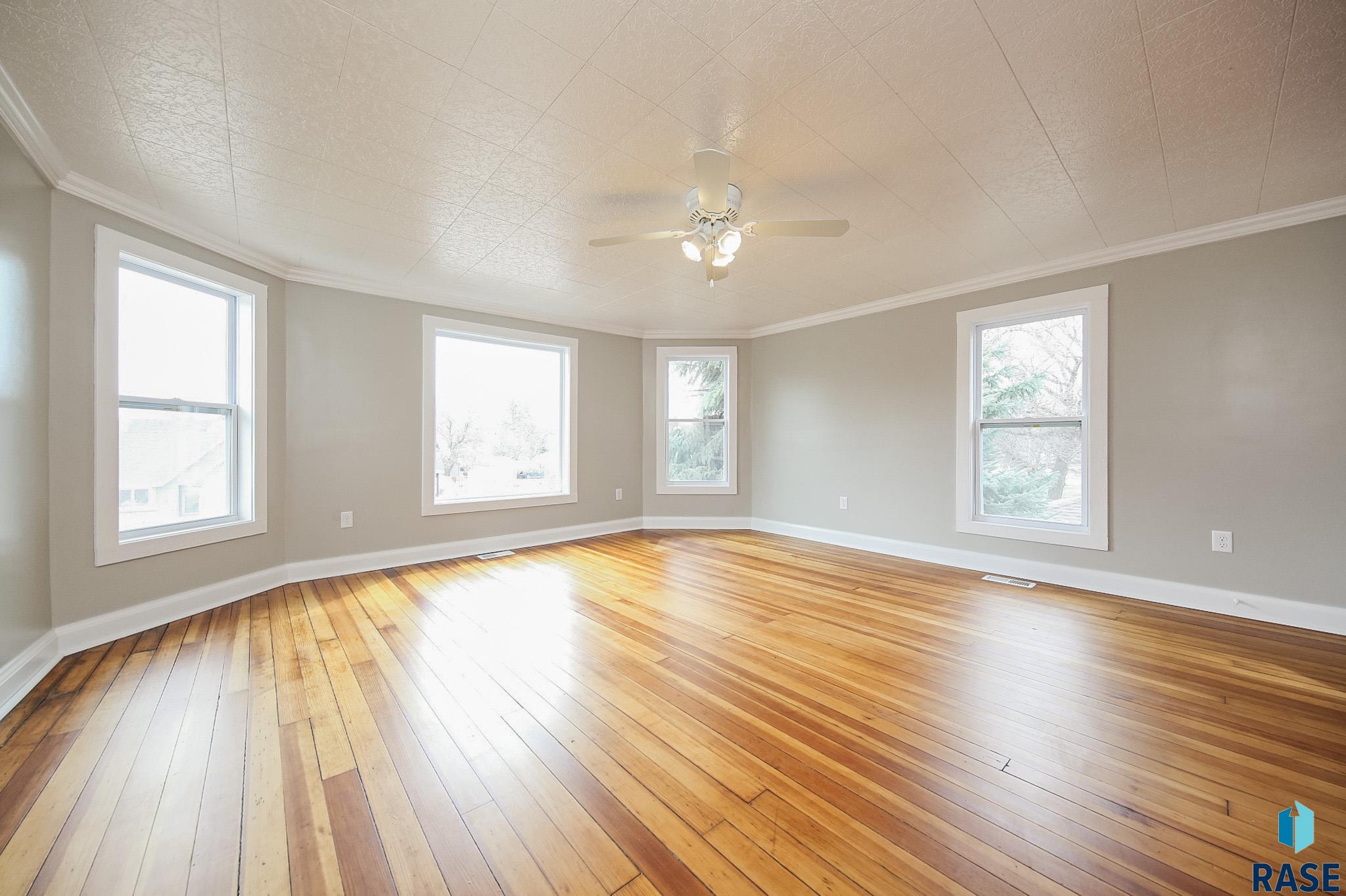 111 N 6th St Street, Beresford, South Dakota image 11