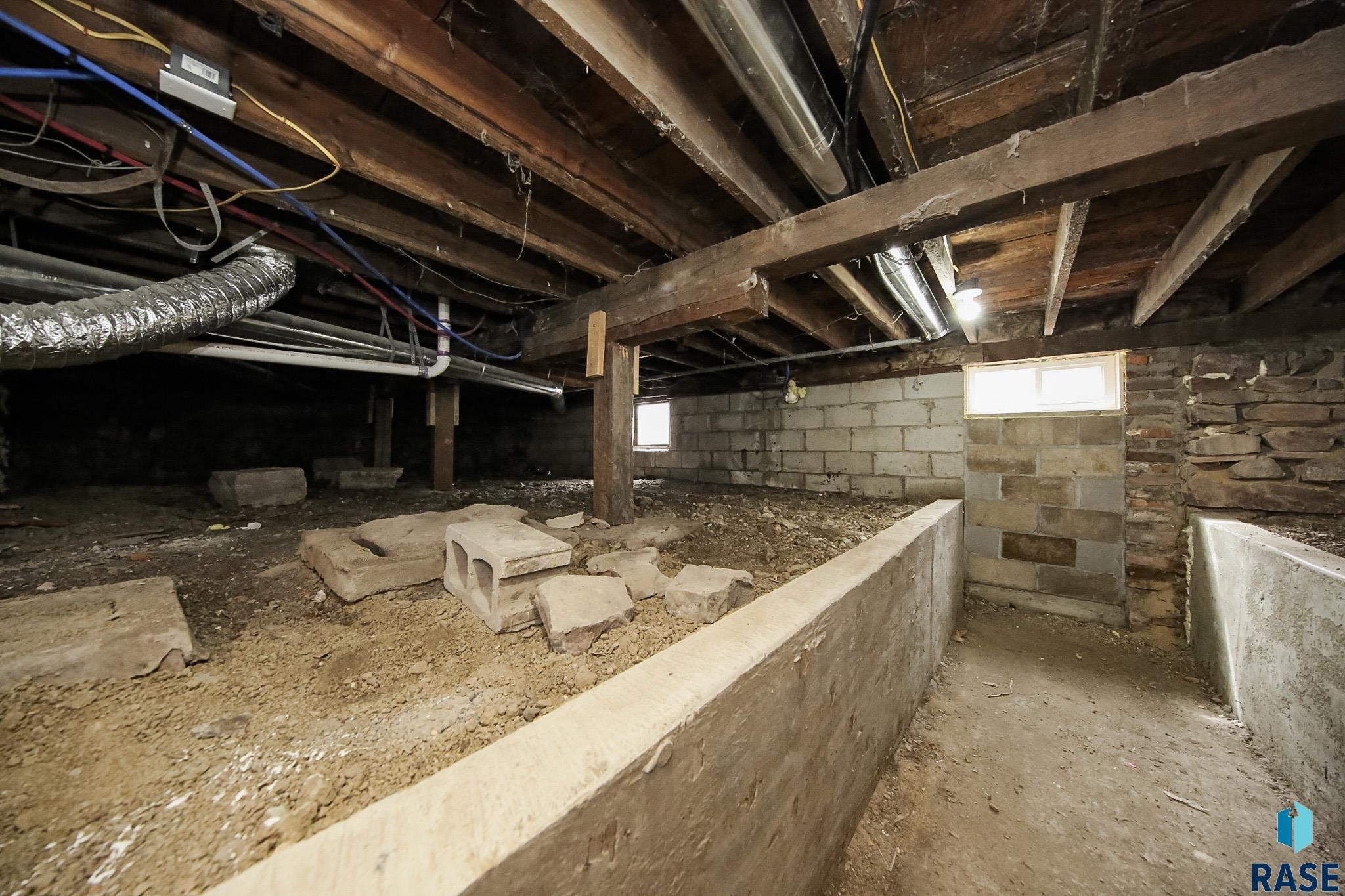 111 N 6th St Street, Beresford, South Dakota image 41