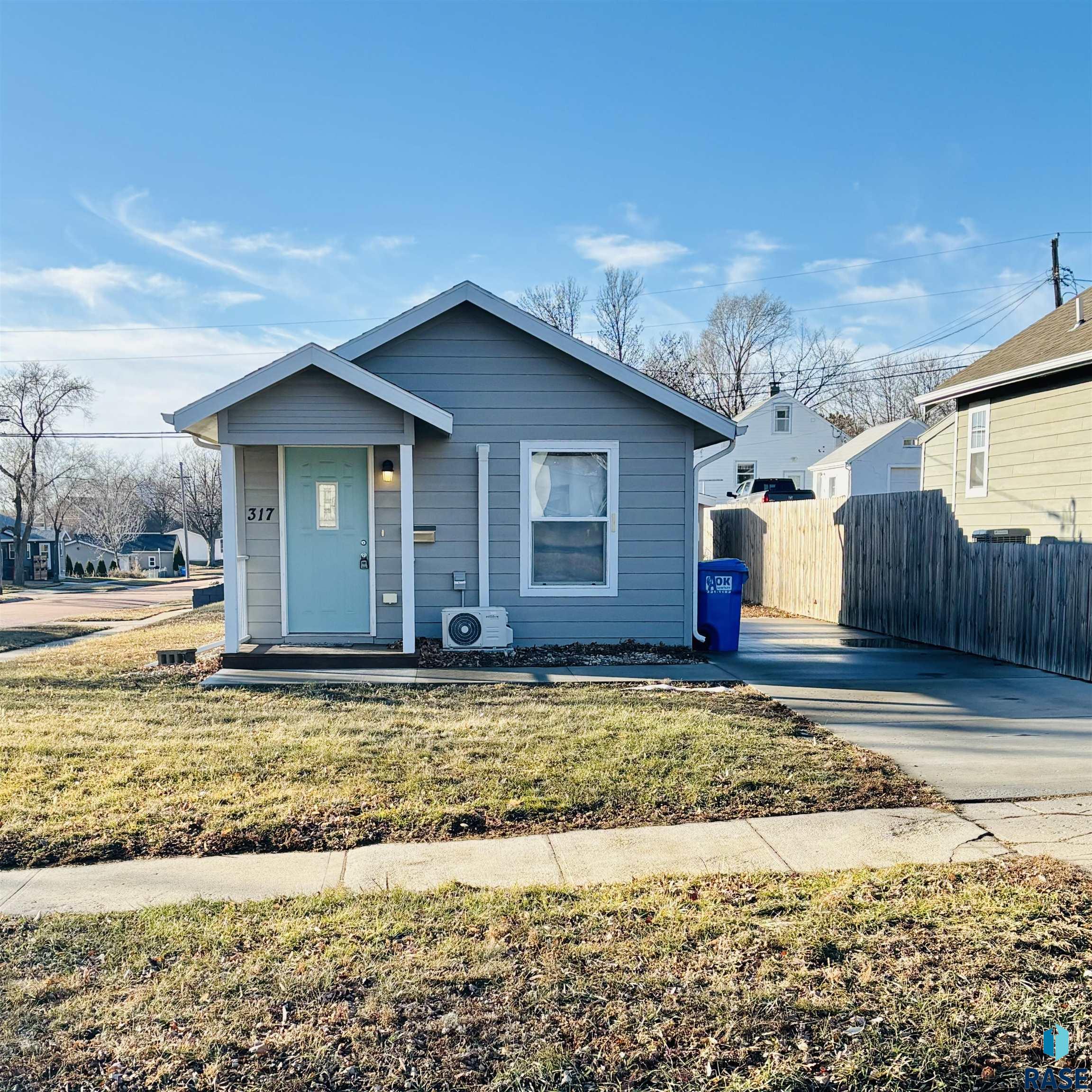 317 S Jessica Ave Avenue, Sioux Falls, South Dakota image 1